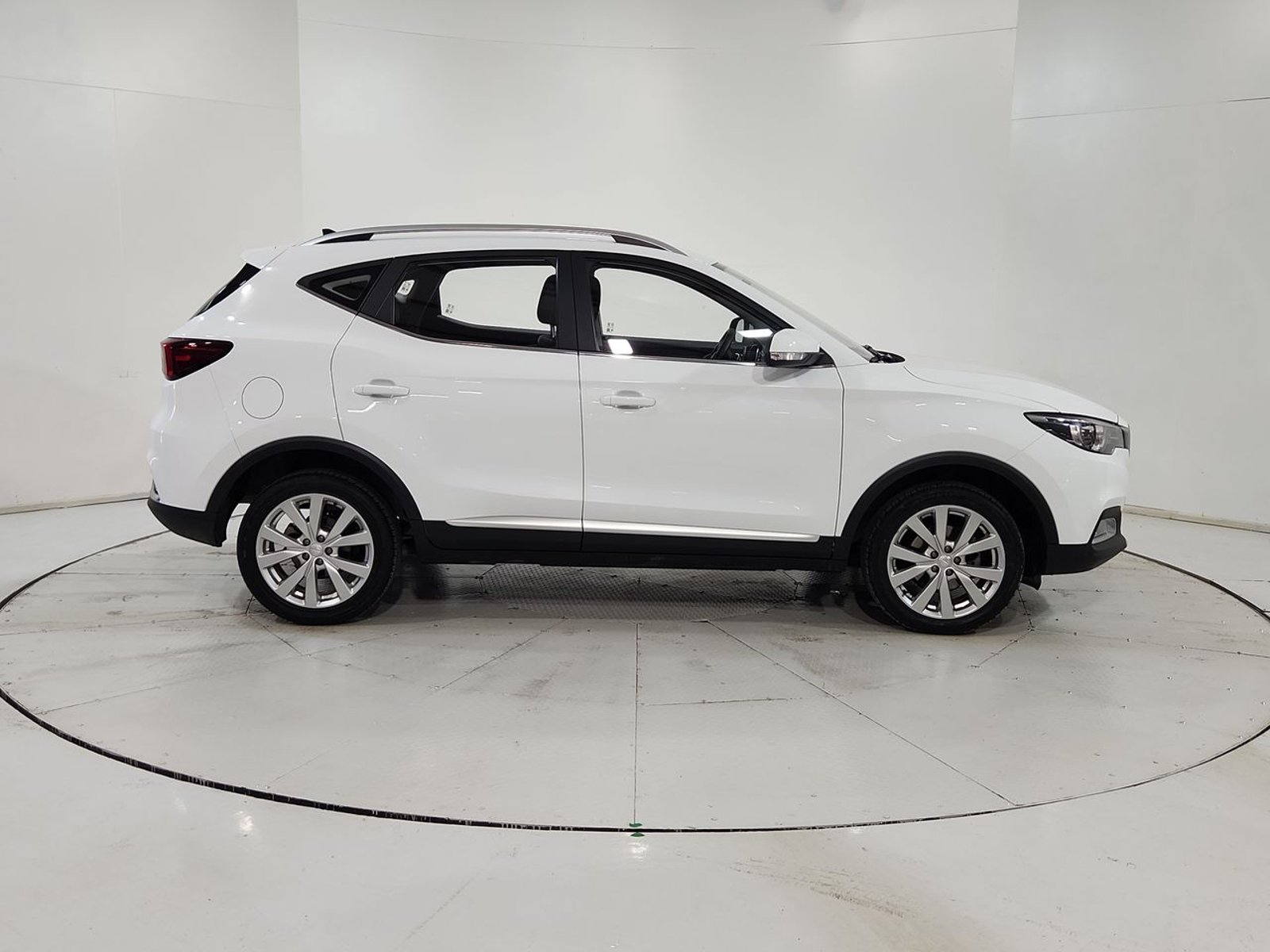 Mg ZS 1.5L AUT 2025 - Imagen 13 de 20