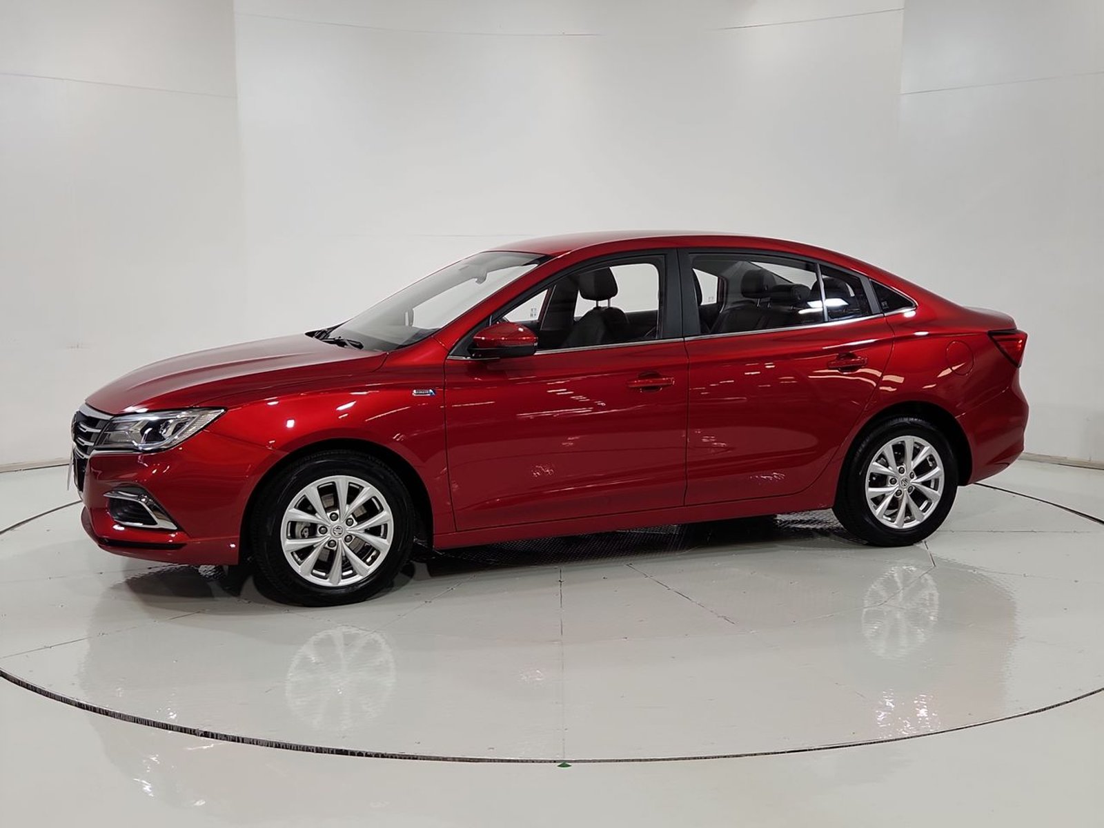 Mg 5  1.5L MT 2025 - Imagen 4 de 20