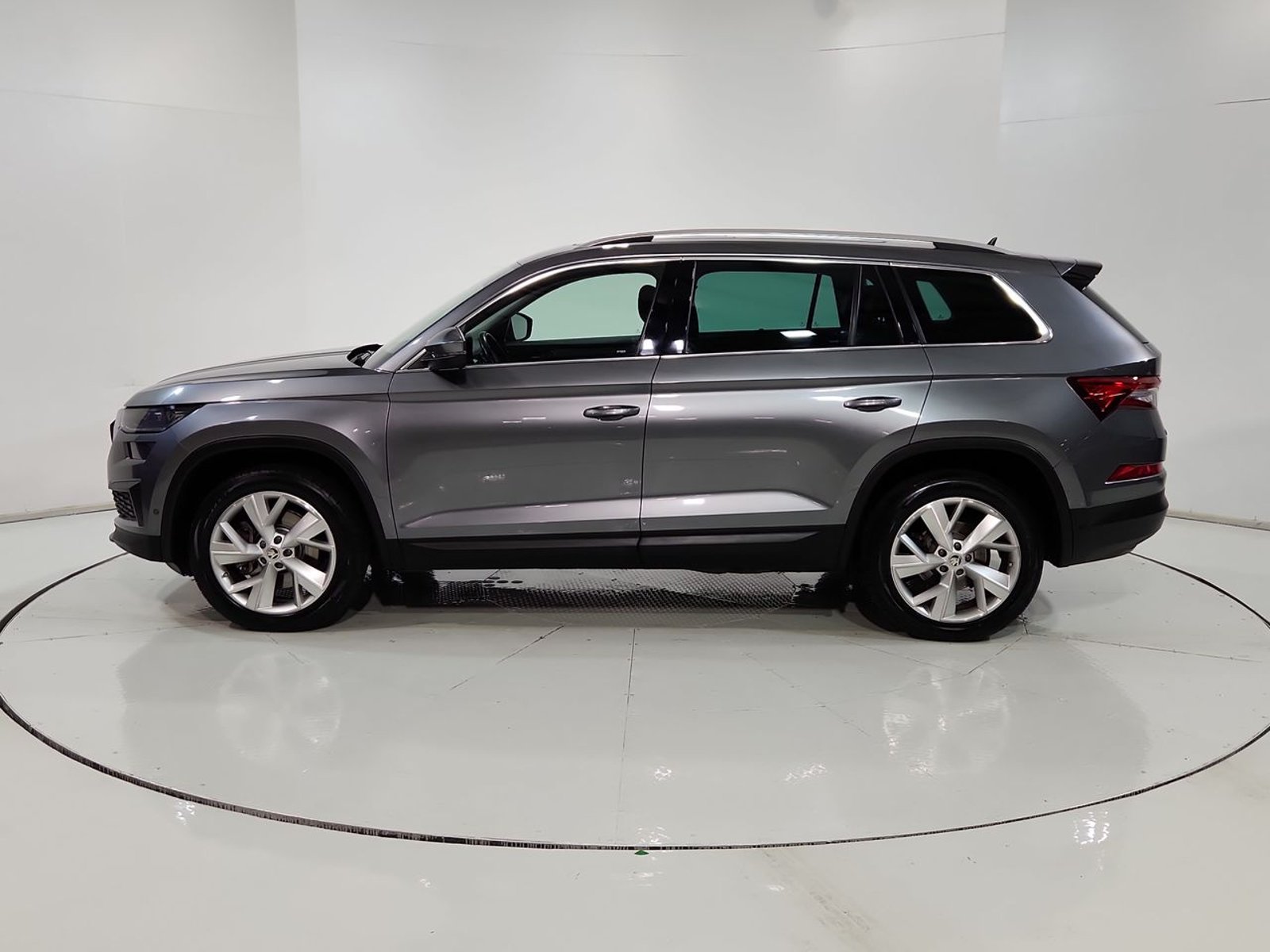 Skoda KODIAQ 4X4 2.0 AUT 2022 - Imagen 5 de 20
