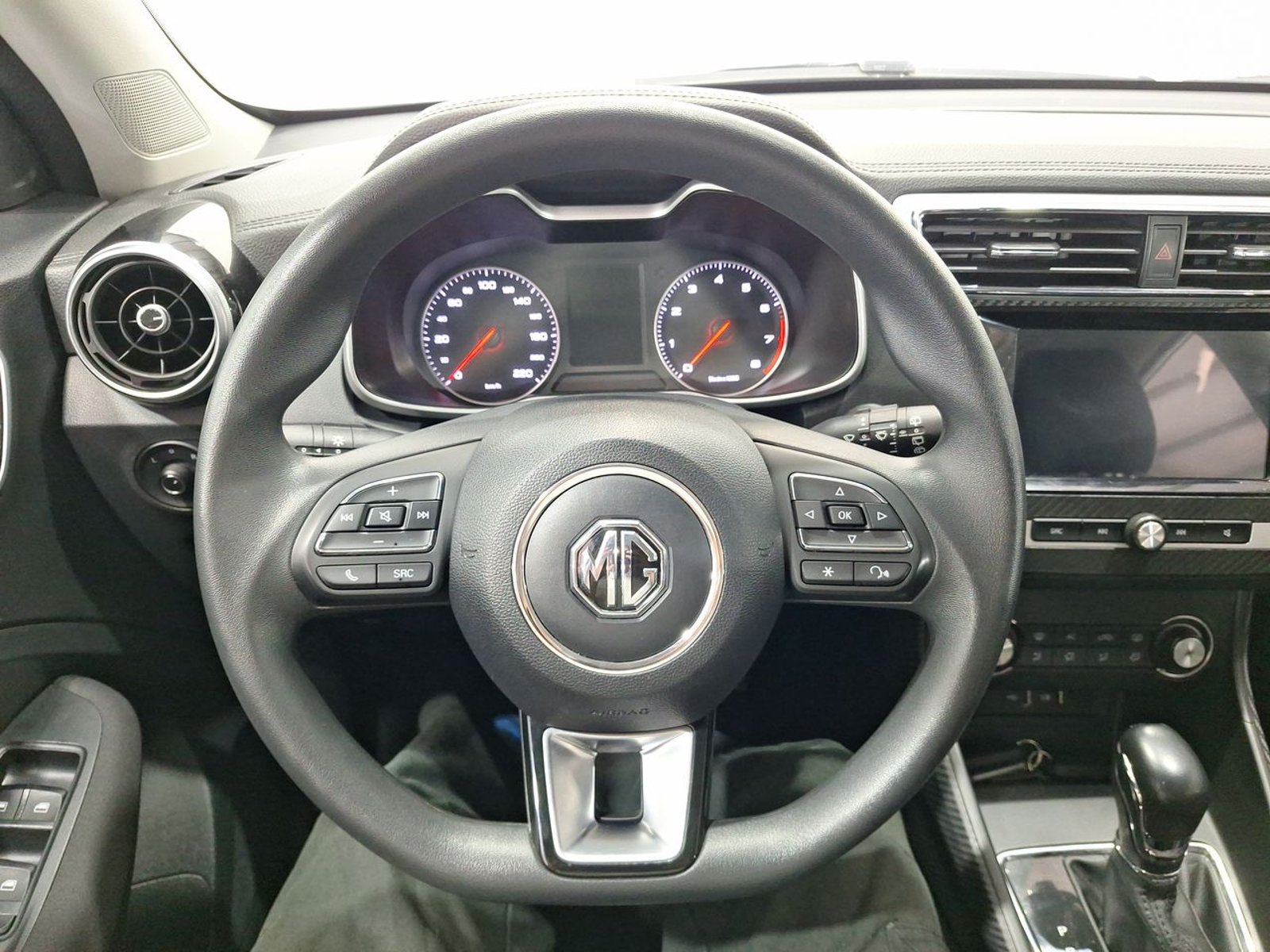 Mg ZS 1.5L AUT 2025 - Imagen 19 de 20
