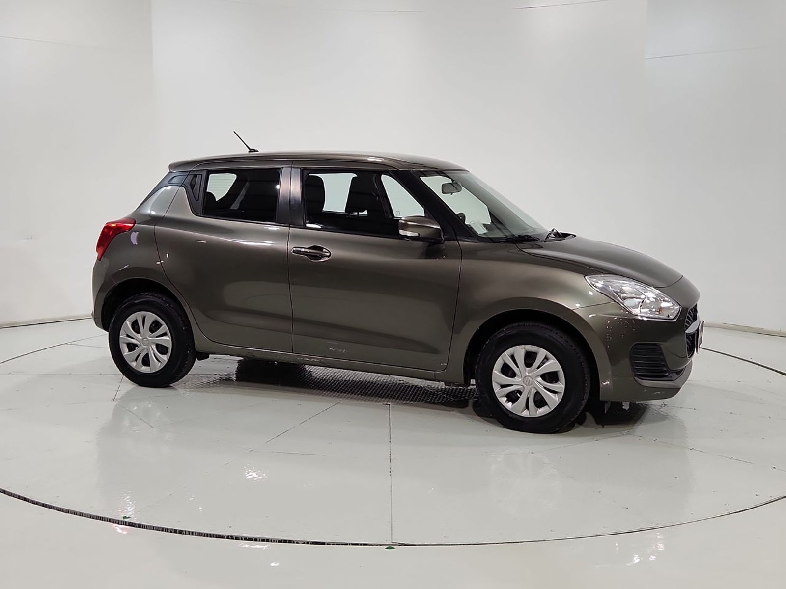 Suzuki SWIFT GL HB 1.2 2022 - Imagen 14 de 20