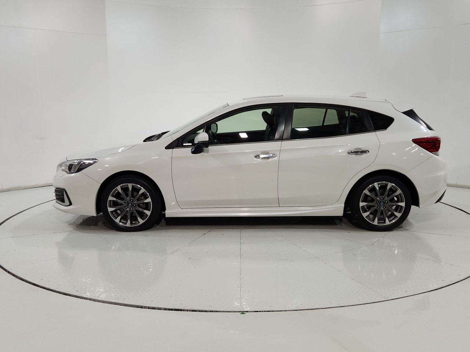 Subaru IMPREZA CVT 4X4 2.0 AT 2021 - Imagen 5 de 20