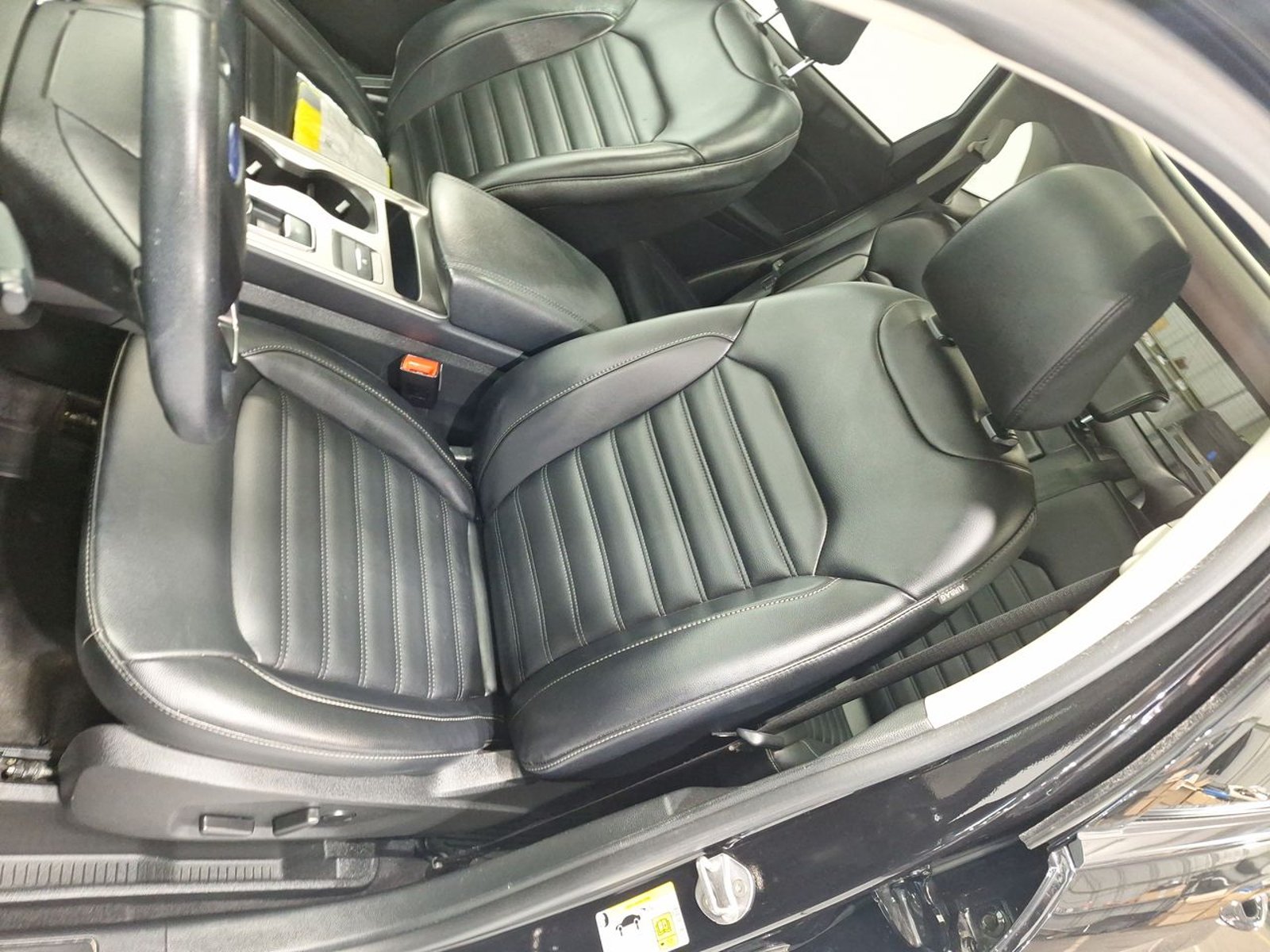 Ford EDGE AWD 2.0 CVT 2024 - Imagen 18 de 20