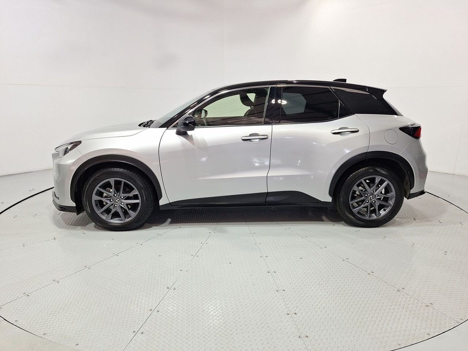 Lexus LBX HEV 1.5 AUT 2024 - Imagen 4 de 20