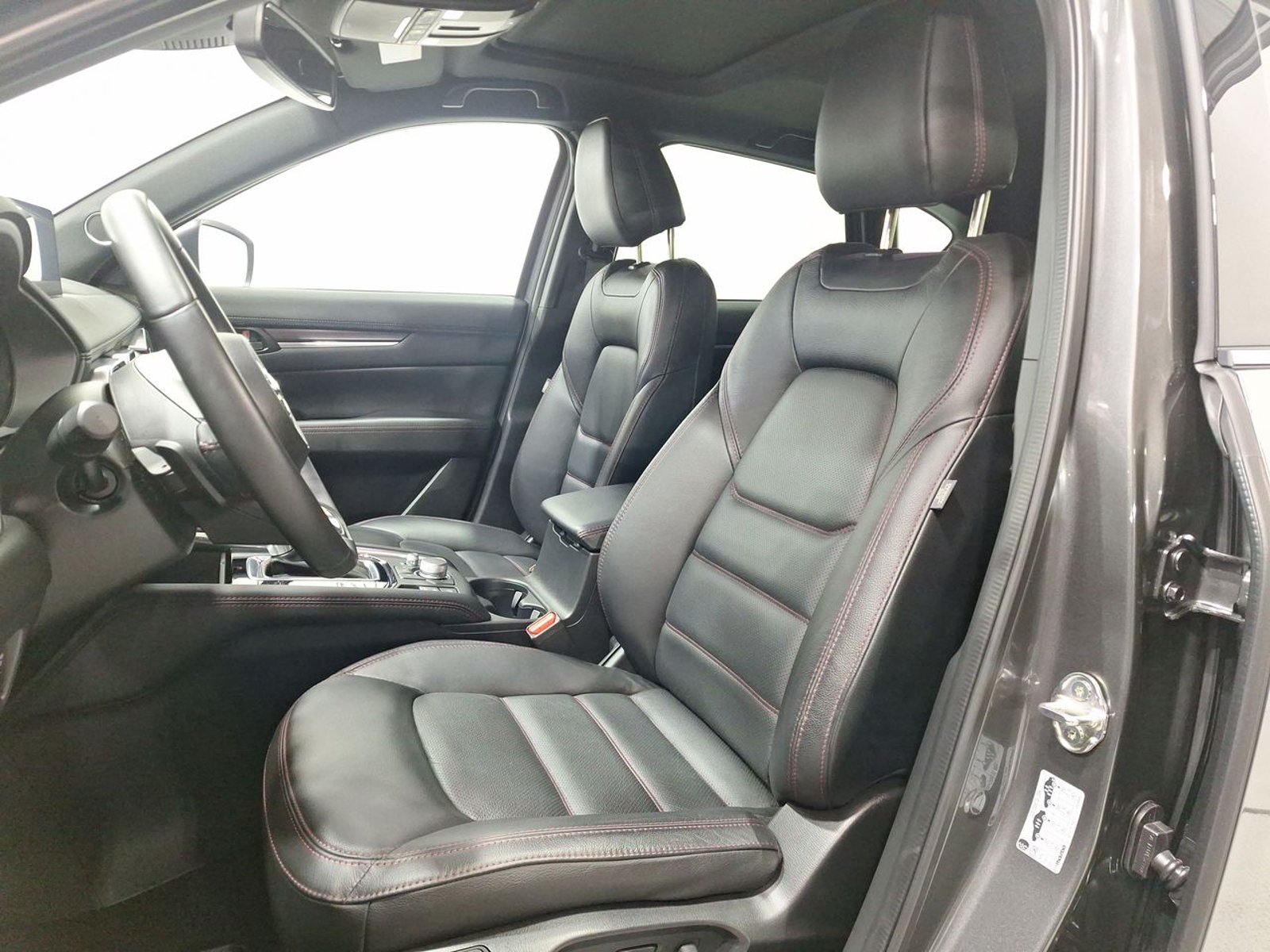 Mazda CX-5 2025 - Imagen 18 de 20