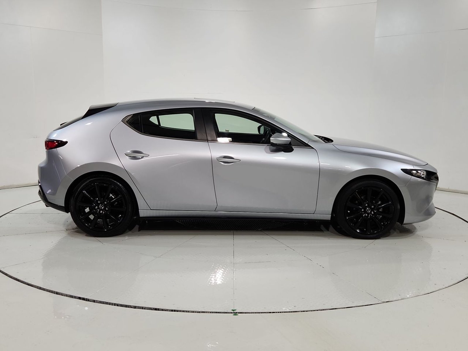 Mazda 3 NEW 3 HB 2.0 AUT 2023 - Imagen 13 de 20