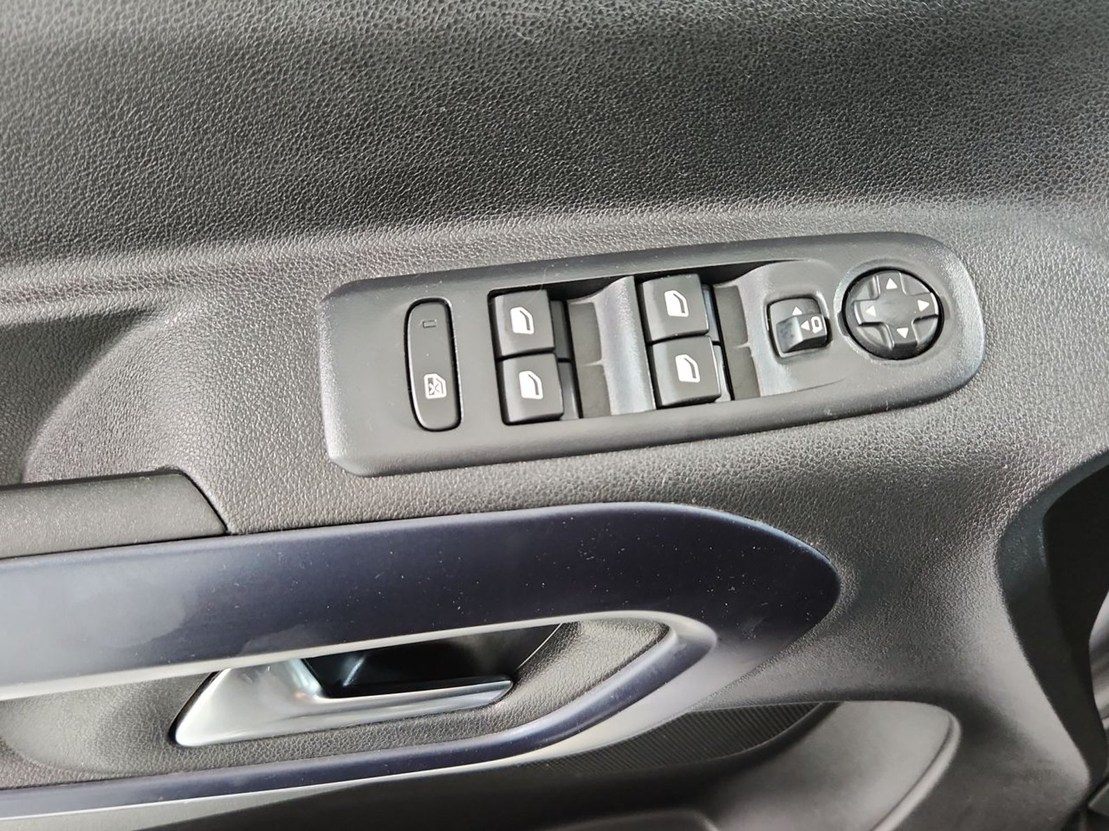 Peugeot RIFTER ALLURE BLUE HDI 4X2 1.5 2024 - Imagen 20 de 20