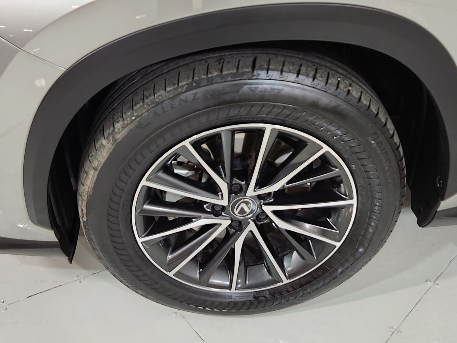Lexus NX350H NX 350H 2.5 AUT 2024 - Imagen 18 de 20