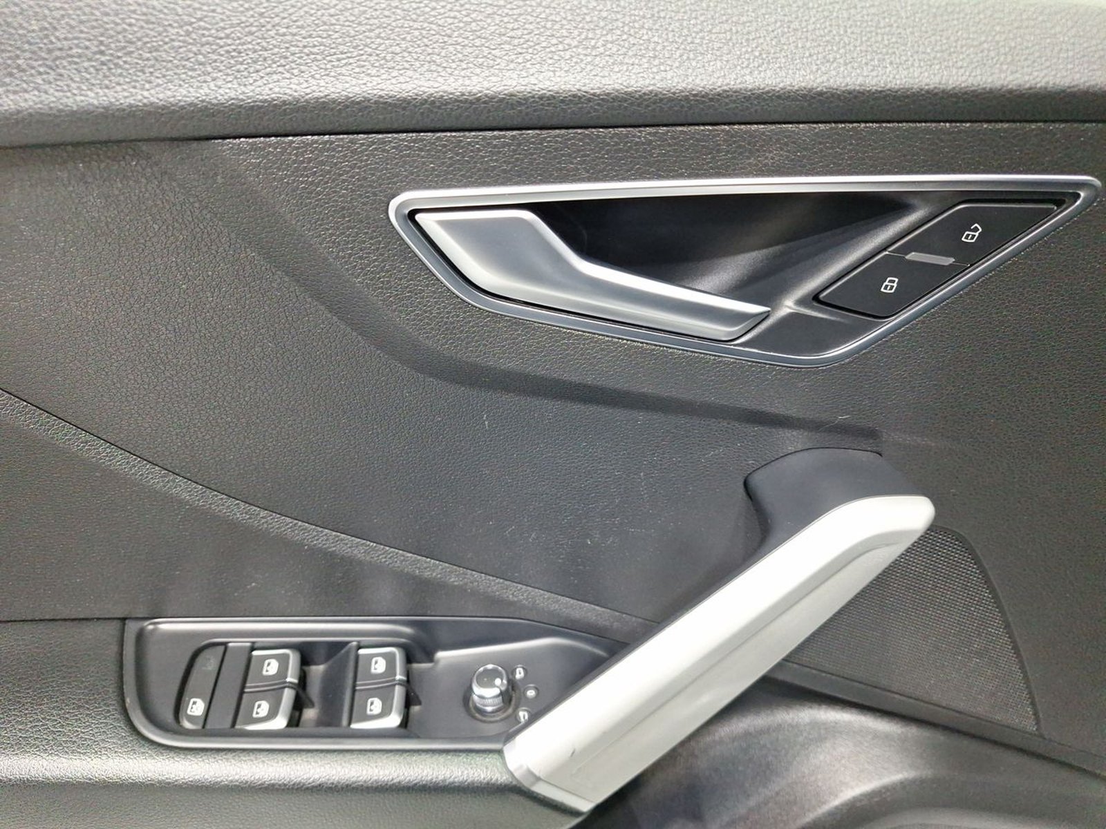 Audi Q2 4X4 2.0 AT 2019 - Imagen 16 de 20