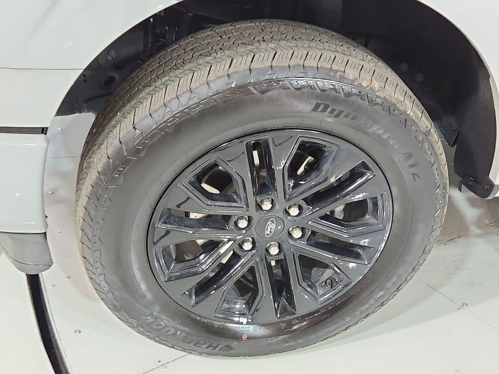 Ford F-150 F150 LARIAT SPORT 4X4 5.0L AUT 2025 - Imagen 18 de 20