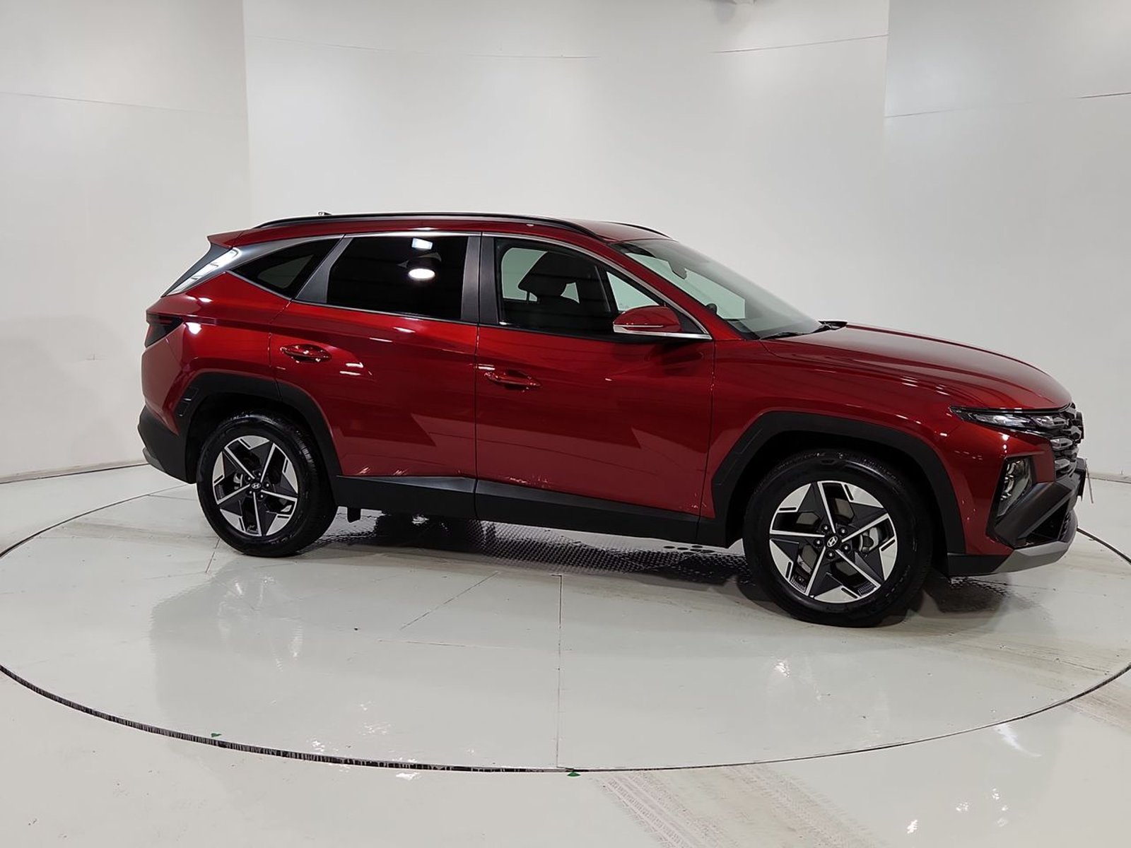 Hyundai TUCSON NX4 GDI 4X2 1.6 AUT 2025 - Imagen 14 de 20