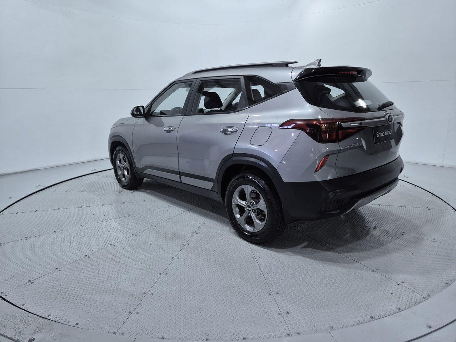 Kia SELTOS MPI 6MT 1.6 2021 - Imagen 5 de 20
