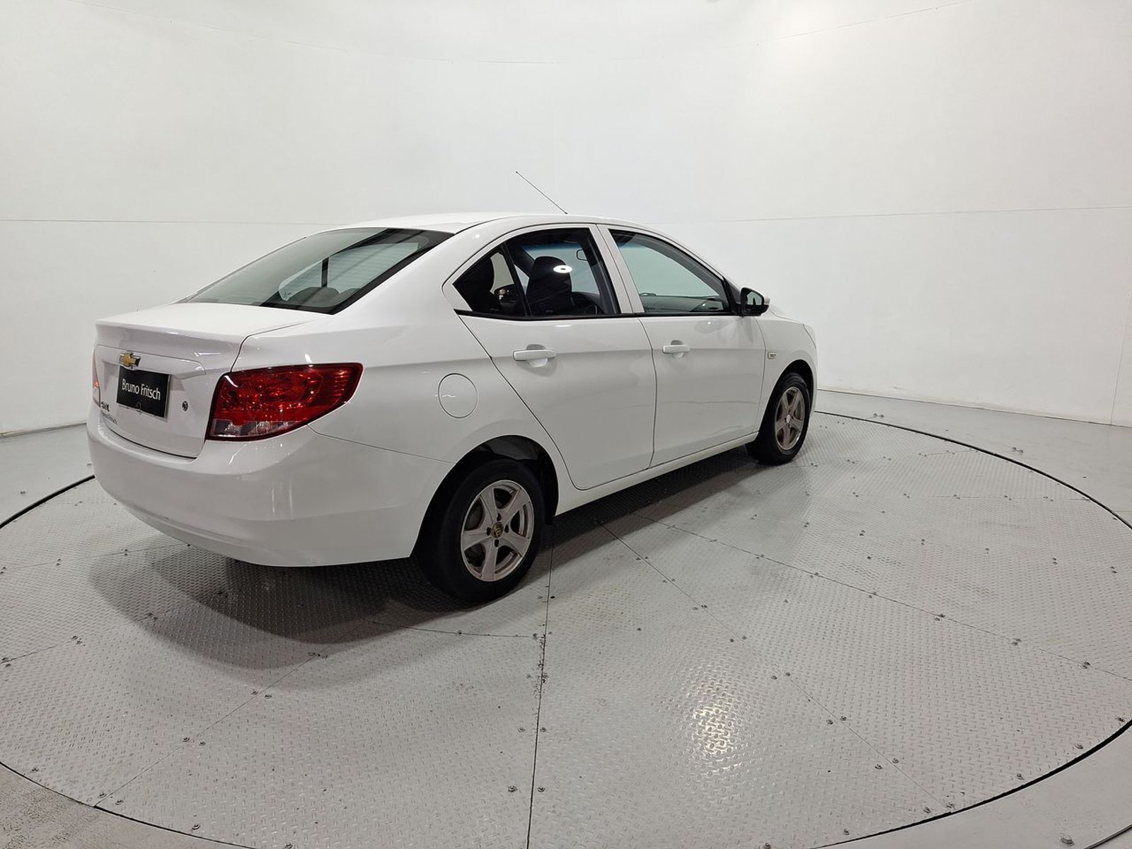Chevrolet SAIL 1.5 2023 - Imagen 8 de 20