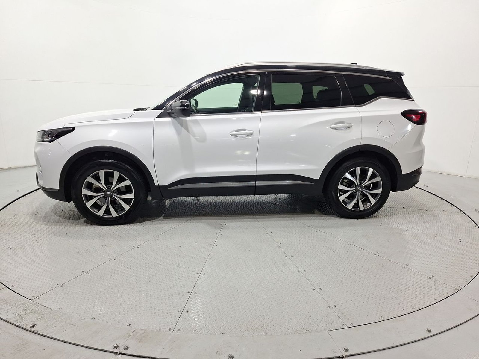 Chery TIGGO 7 PRO TIGGO 7 GLX CVT PRO 1.5 AUT 2023 - Imagen 4 de 20