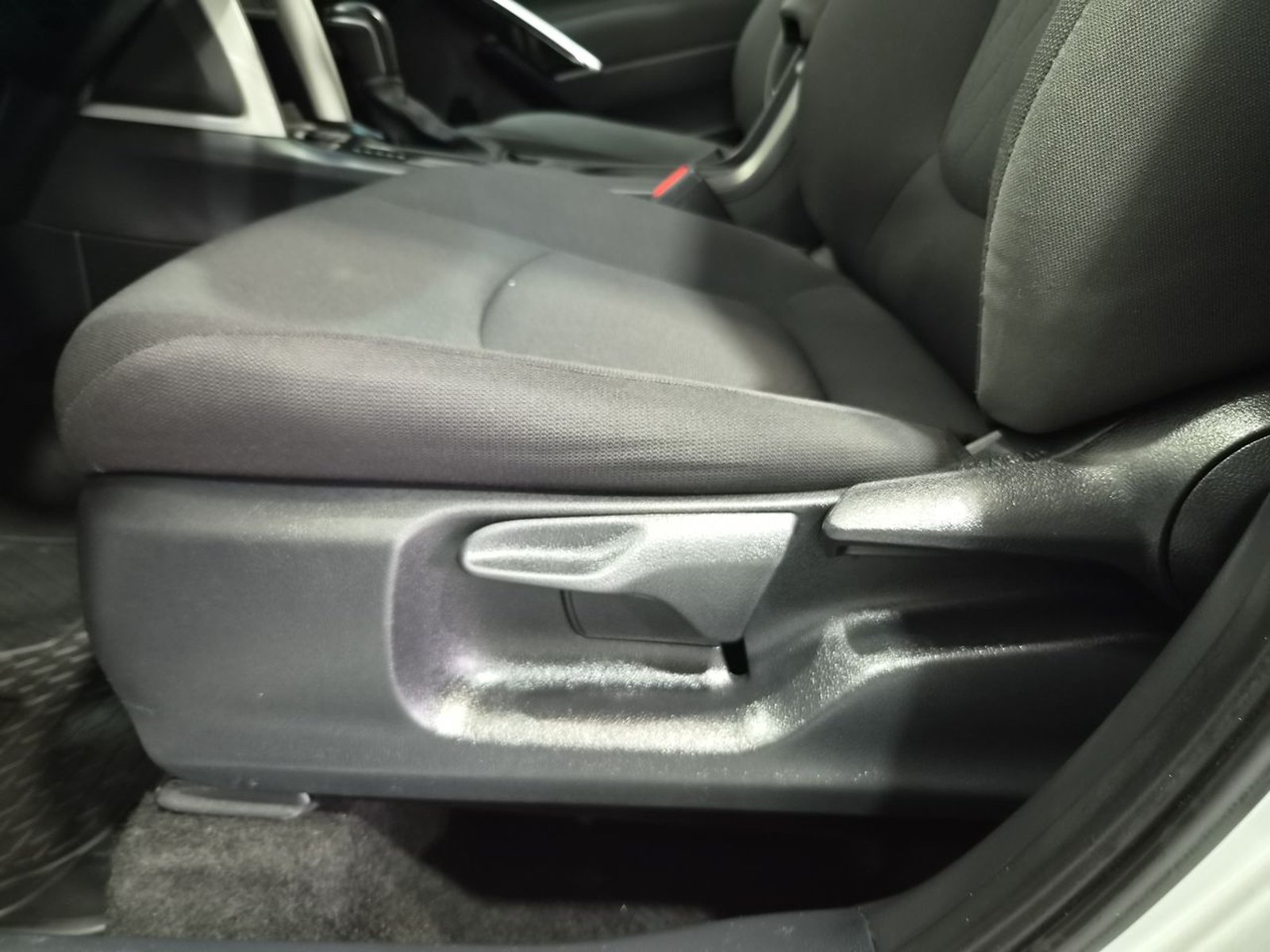 Toyota COROLLA CROSS HEV 1.8 AUT 2025 - Imagen 17 de 20