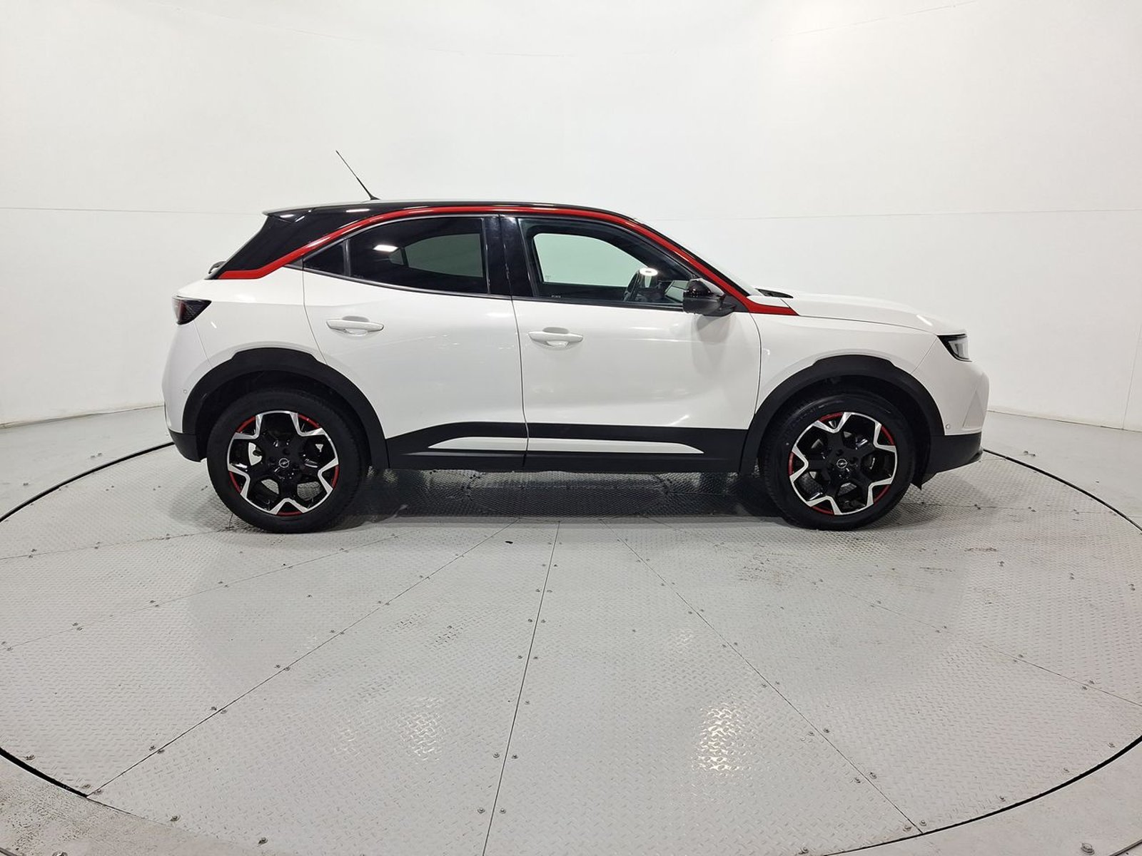 Opel MOKKA 1.2T AUT 2022 - Imagen 10 de 20