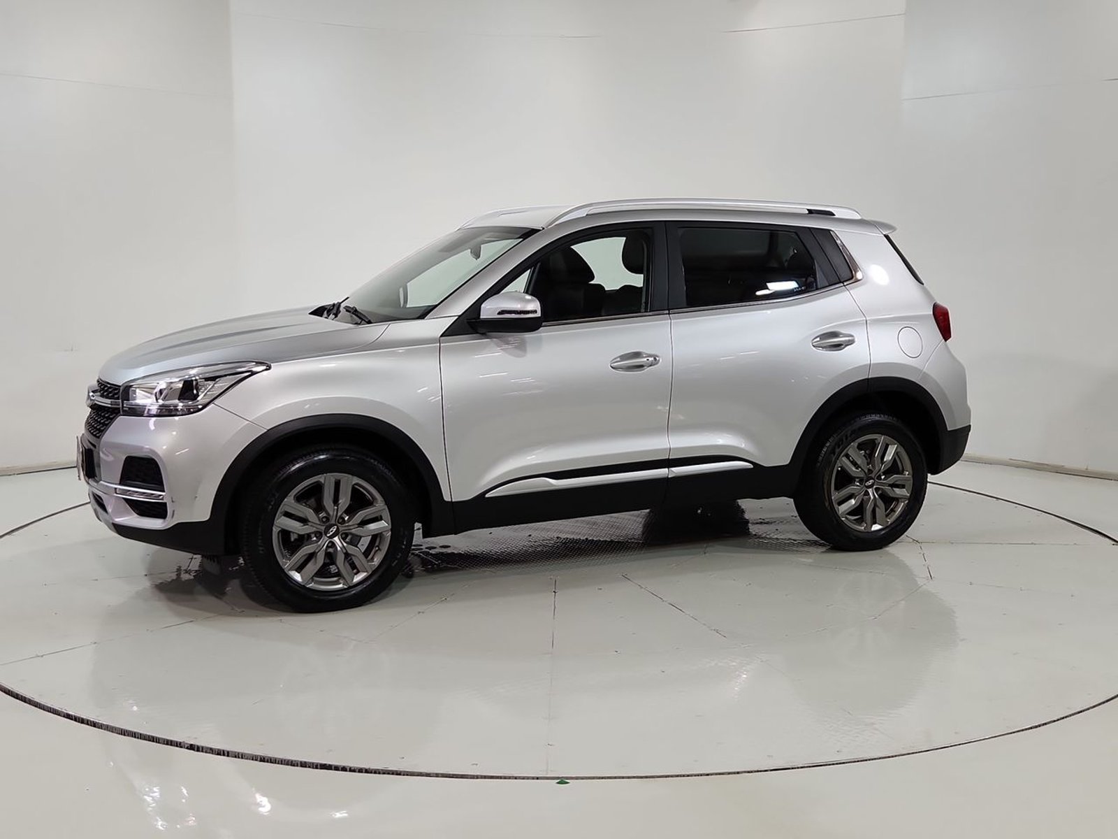 Chery TIGGO 3 1.5 2023 - Imagen 4 de 20