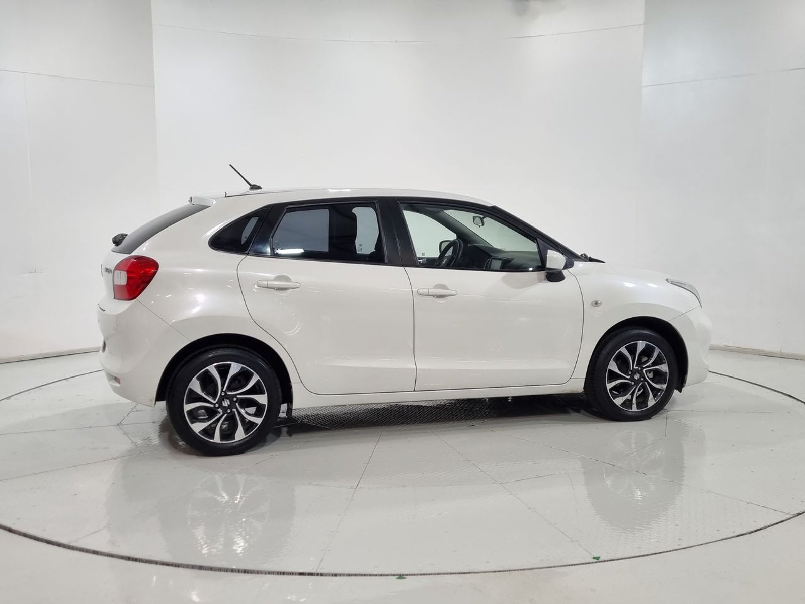 Suzuki BALENO GLS HB 1.4 AUT 2022 - Imagen 12 de 20