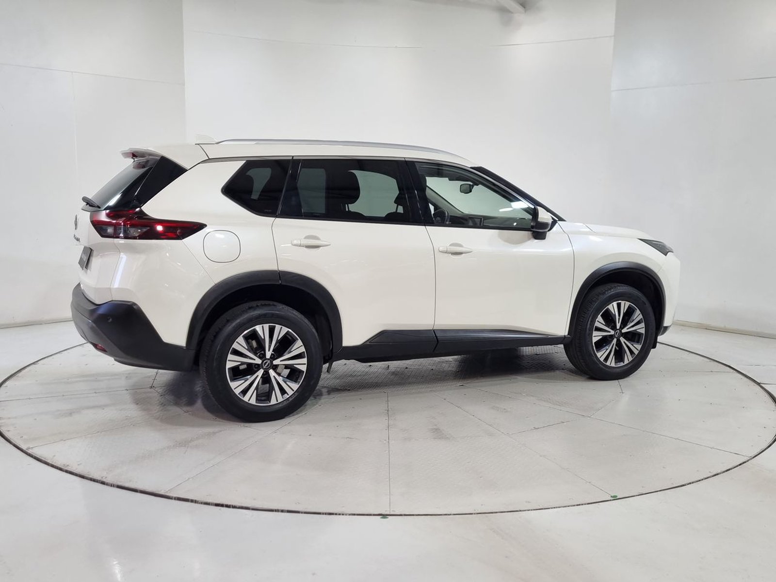 Nissan X-TRAIL X TRAIL 4X2 7P CVT 2.5 2023 - Imagen 12 de 20