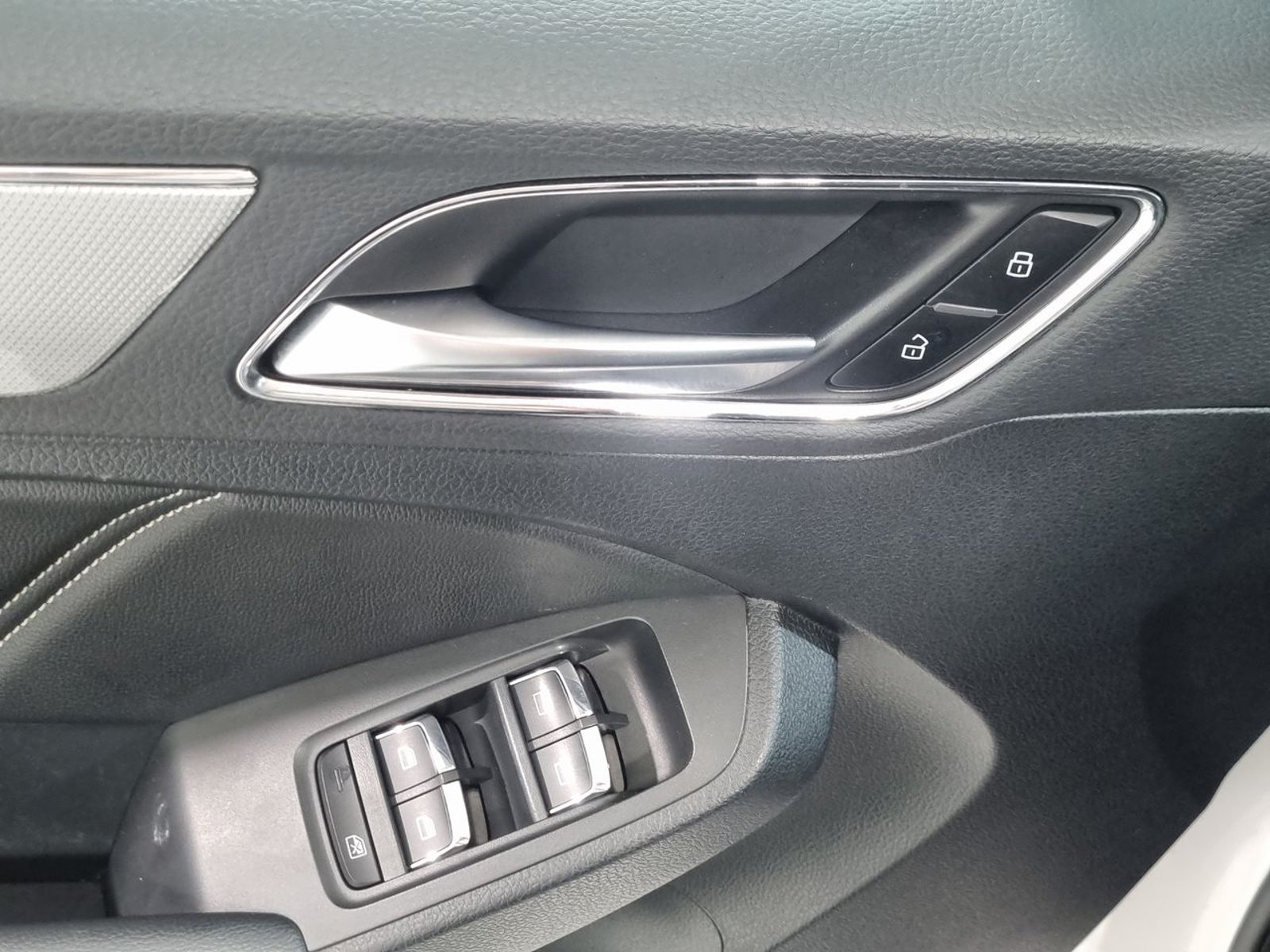 Mg RX5 DCT 4X4 2.0 AUT 2020 - Imagen 20 de 20