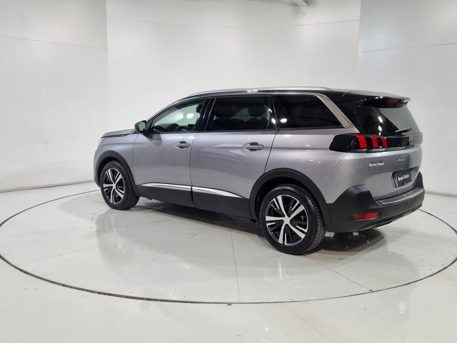 Peugeot 5008 ALLURE BLUEHDI 1.5 AT 2021 - Imagen 7 de 20