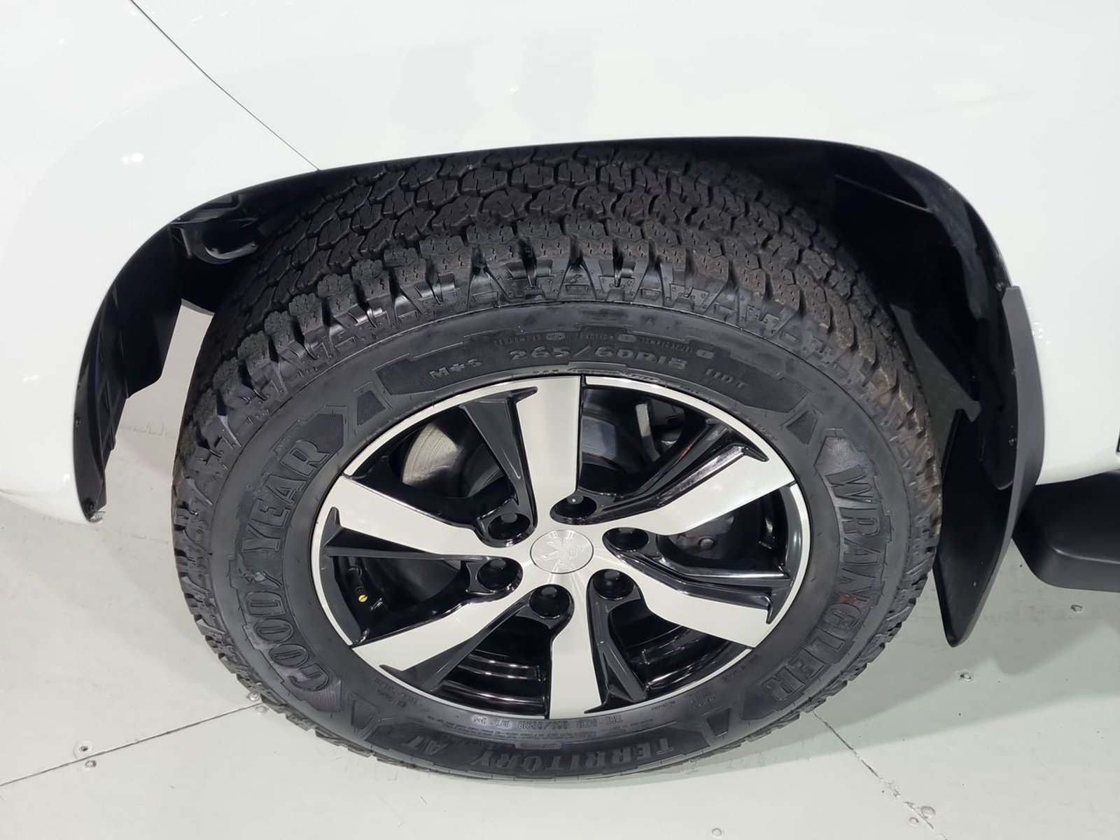 Peugeot LANDTREK BLUEHDI 4X4 2.2 AUT 2026 - Imagen 18 de 20
