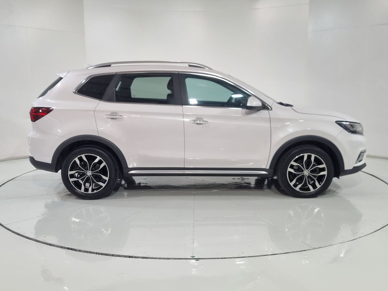 Mg RX5 DCT 4X4 2.0 AUT 2020 - Imagen 13 de 20