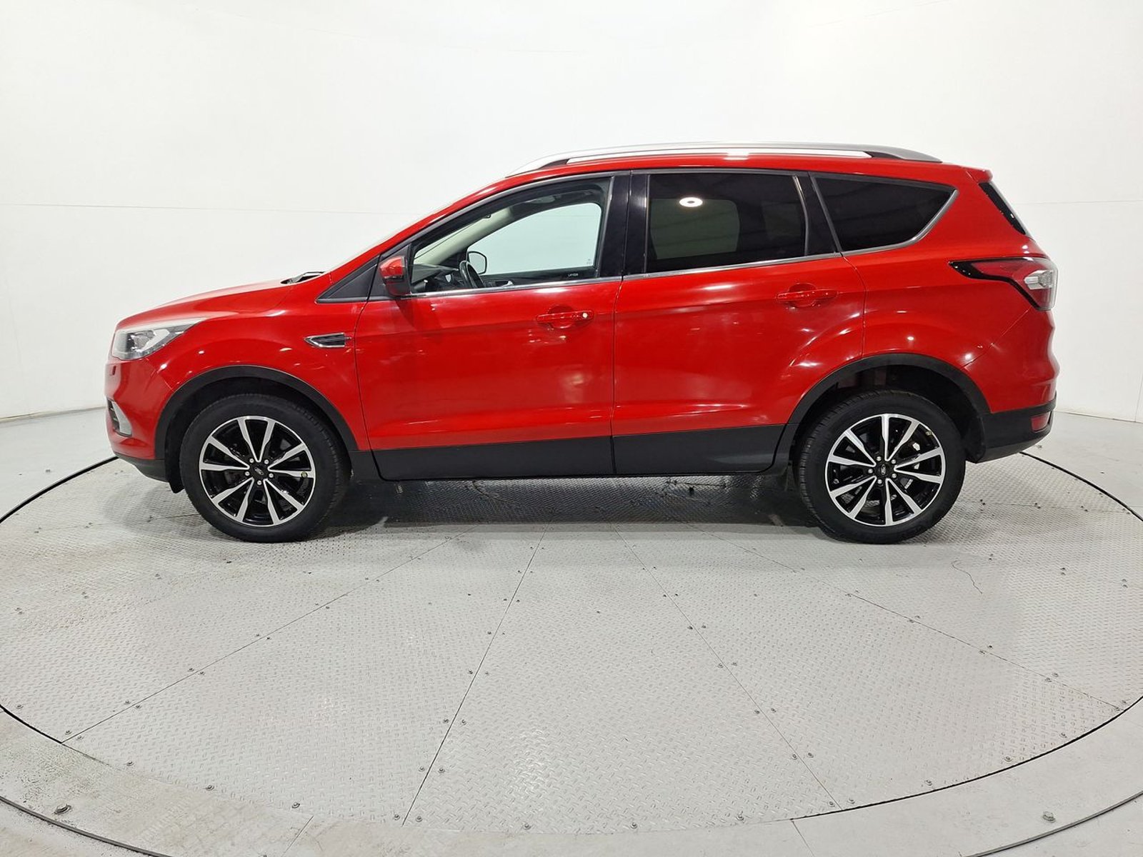 Ford ESCAPE 4X4 2.0 AUT 2020 - Imagen 4 de 20