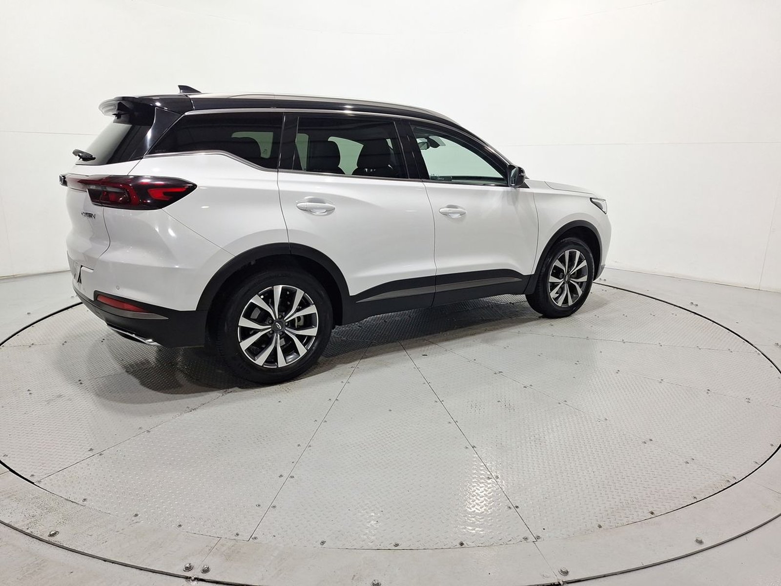 Chery TIGGO 7 PRO TIGGO 7 GLX CVT PRO 1.5 AUT 2023 - Imagen 9 de 20