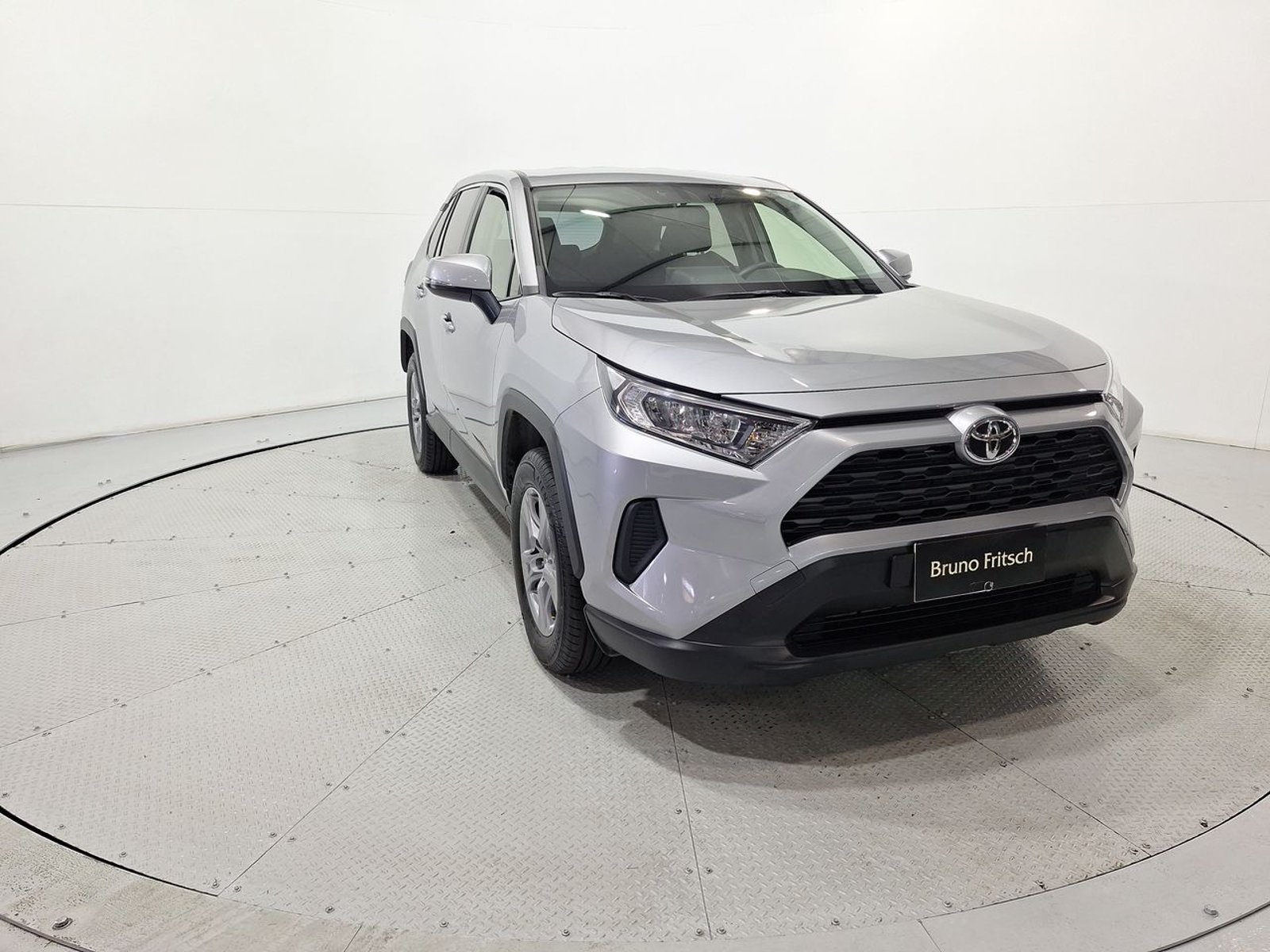 Toyota RAV4 4X2 2.0 2025 - Imagen 12 de 20