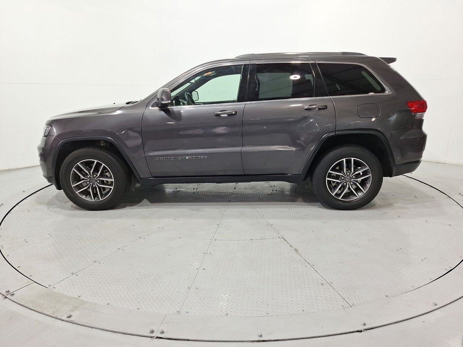 Jeep GRAND CHEROKEE LAREDO 4X4 3.6 AUT 2019 - Imagen 4 de 20
