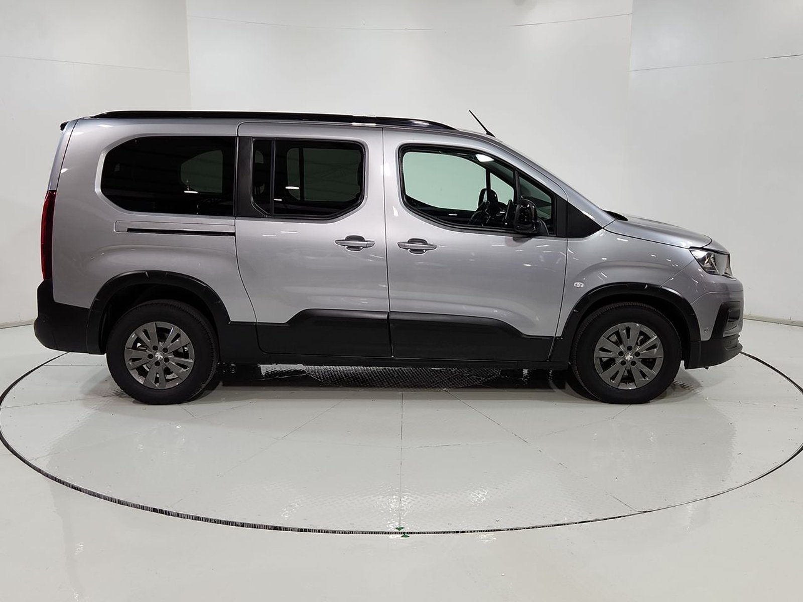 Peugeot RIFTER PURETECH 130 1.2 AUT 2024 - Imagen 13 de 20