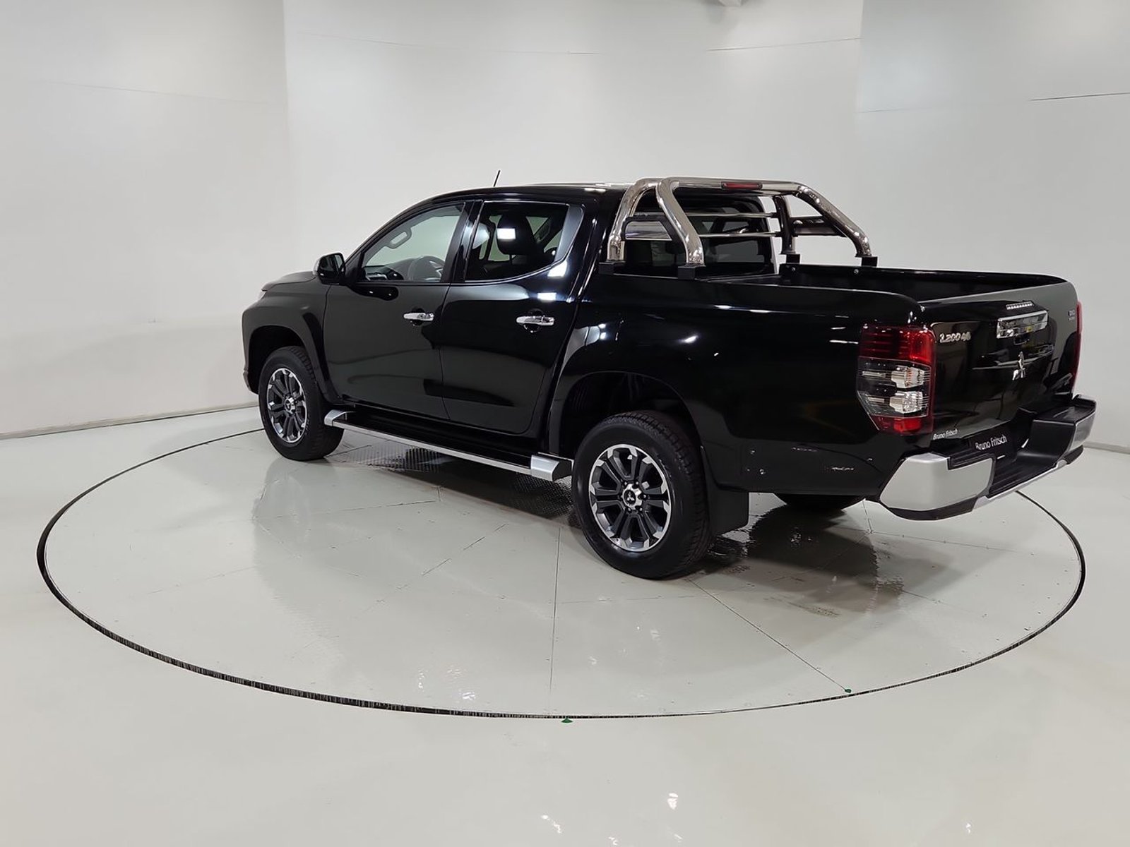 Mitsubishi L200 DAKAR 4X4 2.4 2021 - Imagen 7 de 20
