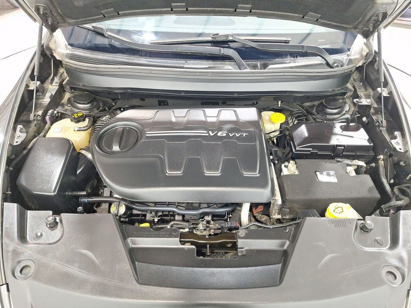 Jeep CHEROKEE LTD 4X4 3.2 AUT 2018 - Imagen 15 de 20