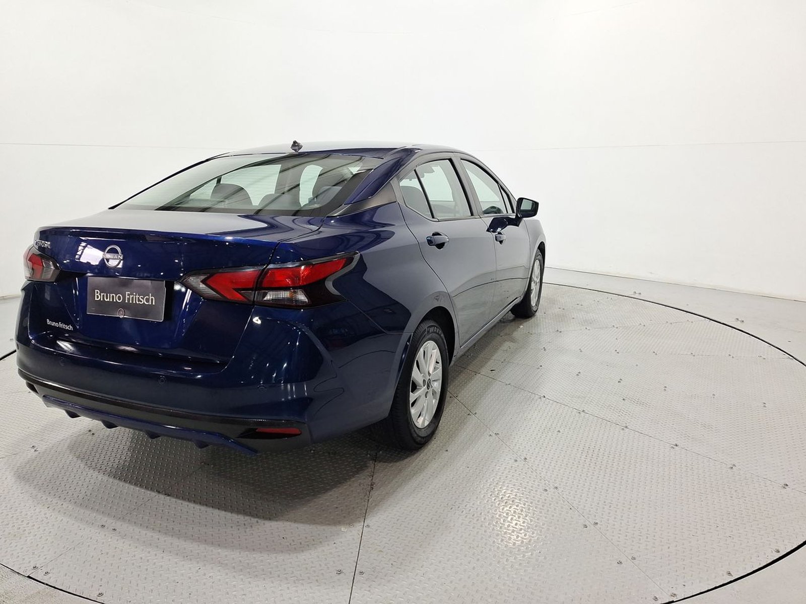 Nissan VERSA MT 4X2 1.6 2024 - Imagen 8 de 20