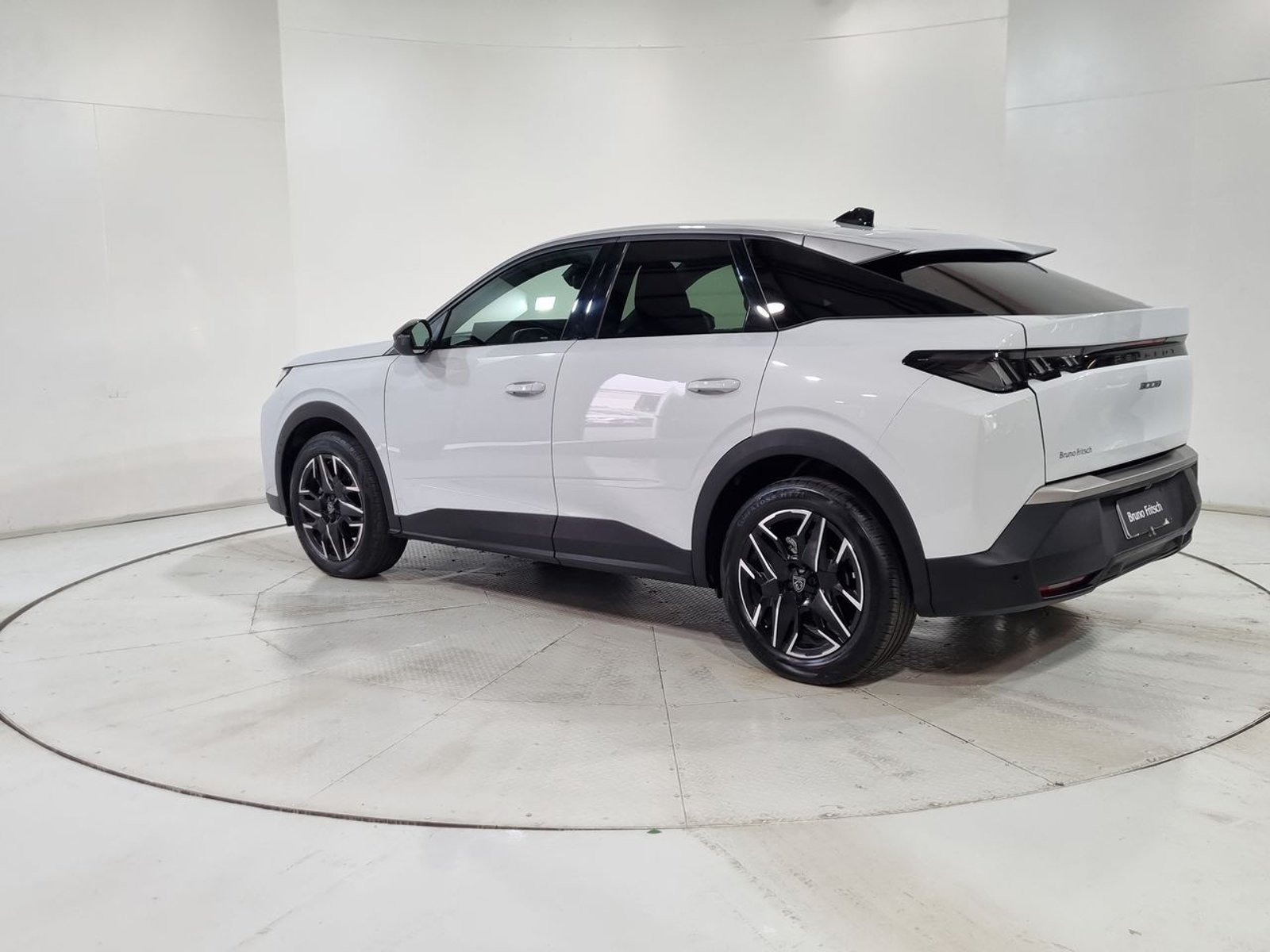 Peugeot 3008 PREMIER 1.2 AUT 2025 - Imagen 7 de 20