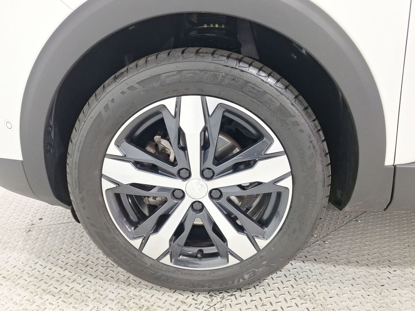 Peugeot 3008 THP 165HP 1.6 AUT 2023 - Imagen 14 de 20