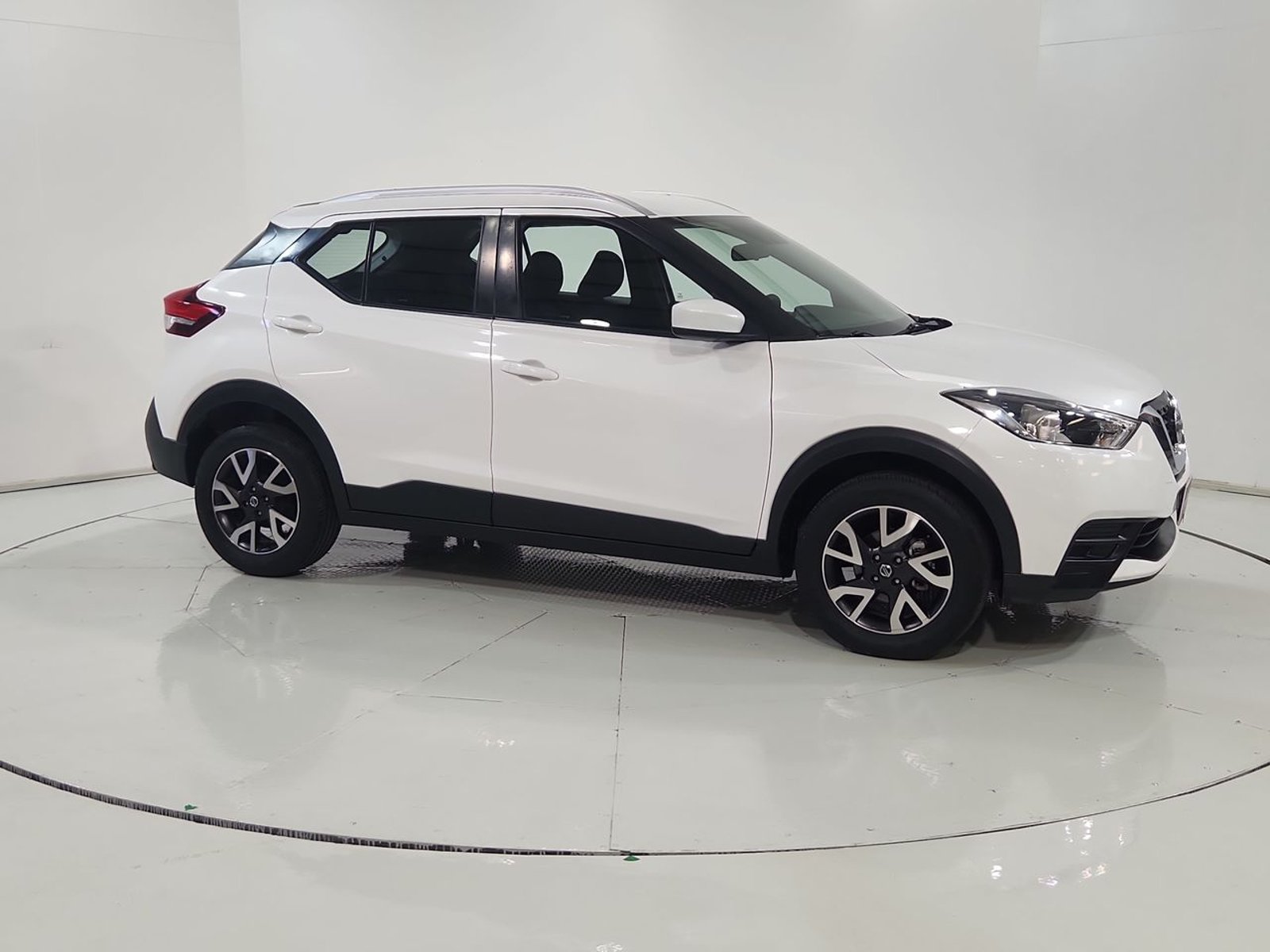 Nissan KICKS 1.6 2019 - Imagen 14 de 20
