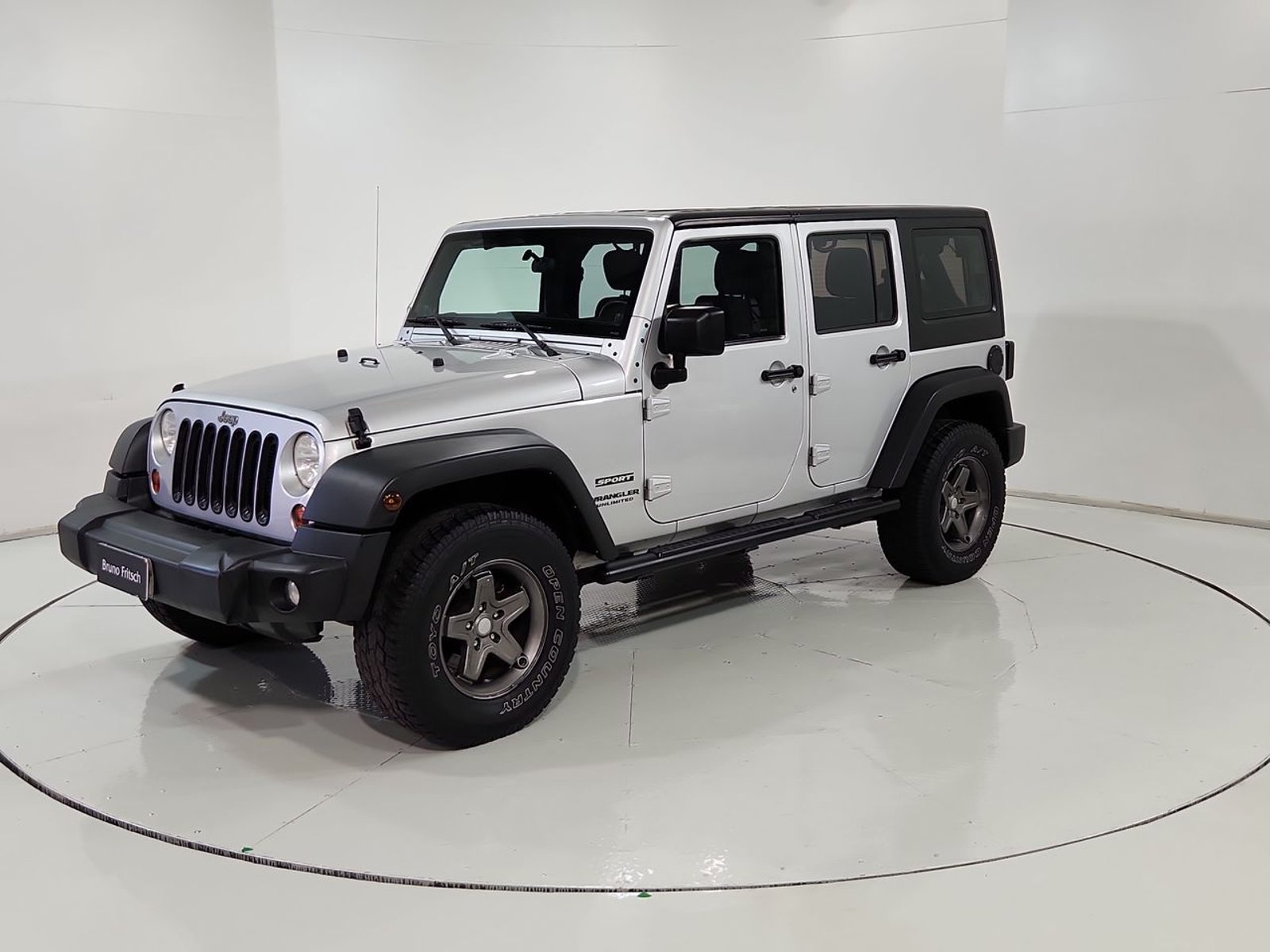 Jeep WRANGLER UNLIMITED SPORT 3.6 AUT 2013 - Imagen 3 de 20