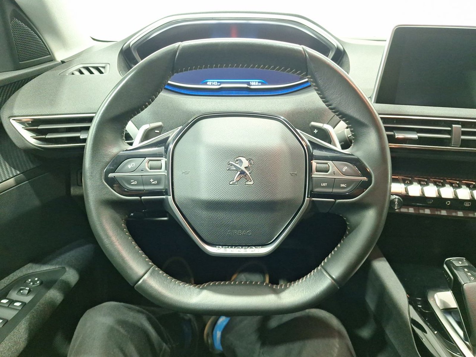 Peugeot 3008 ACTIVE 1.6 AUT 2021 - Imagen 19 de 20