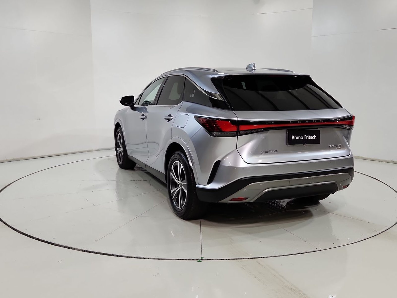 Lexus RX350 RX 350 4X4 2.4 AUT 2024 - Imagen 8 de 20