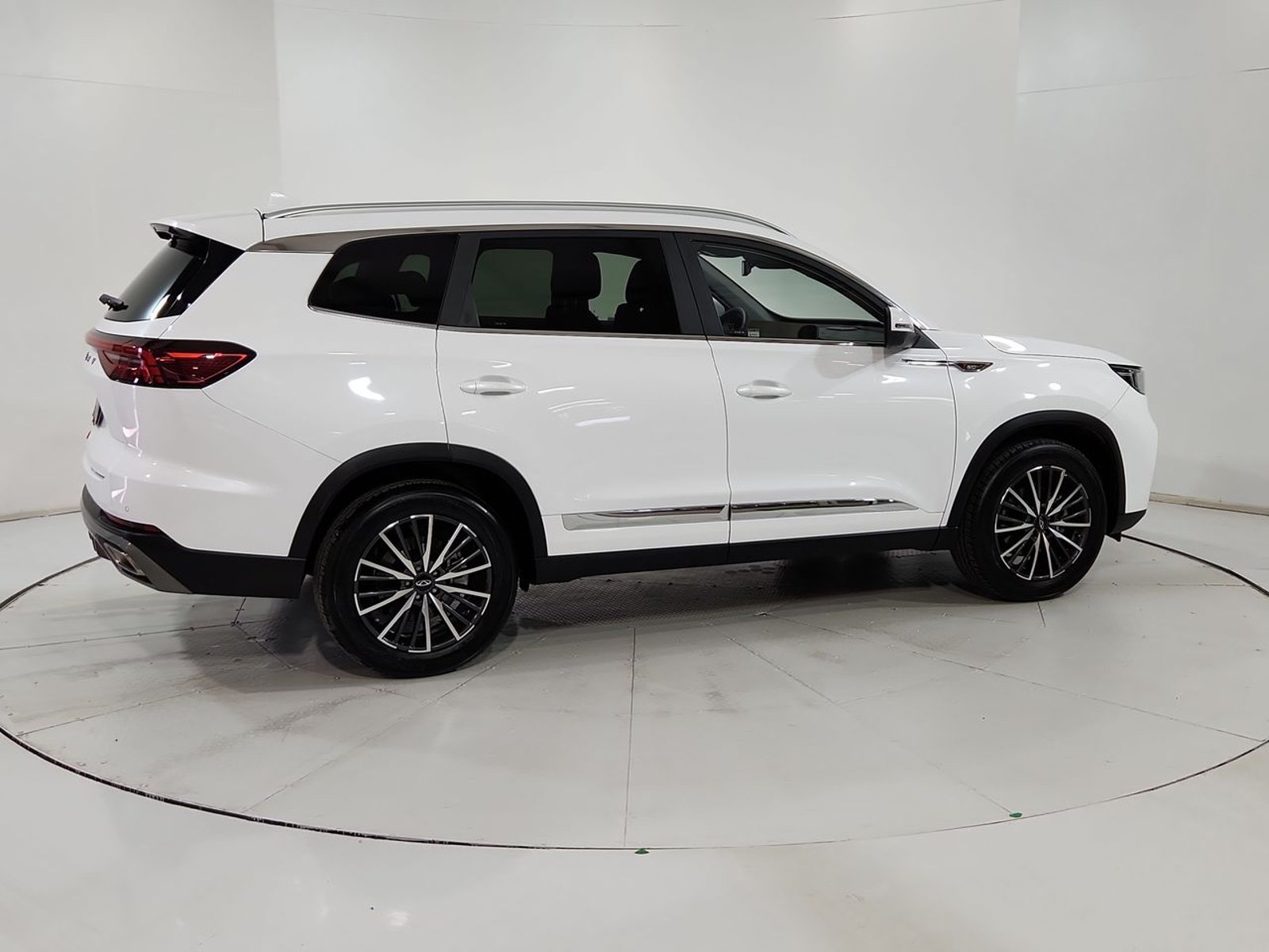 Chery TIGGO 8 PRO MAX TIGGO 8 PRO GLX DCT 1.6 AT 2025 - Imagen 12 de 20