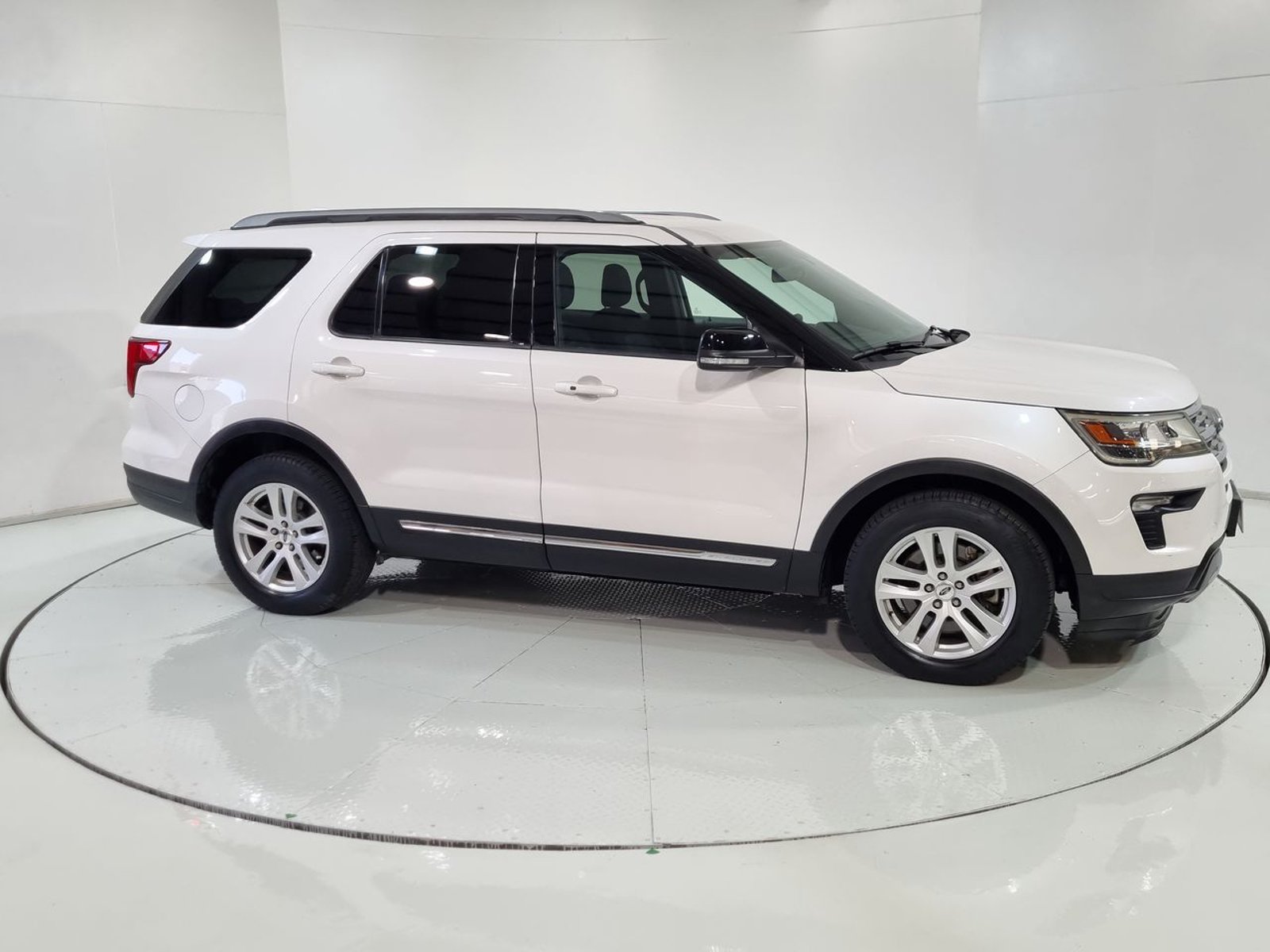 Ford EXPLORER XLT 3.5 AUT 2018 - Imagen 14 de 20