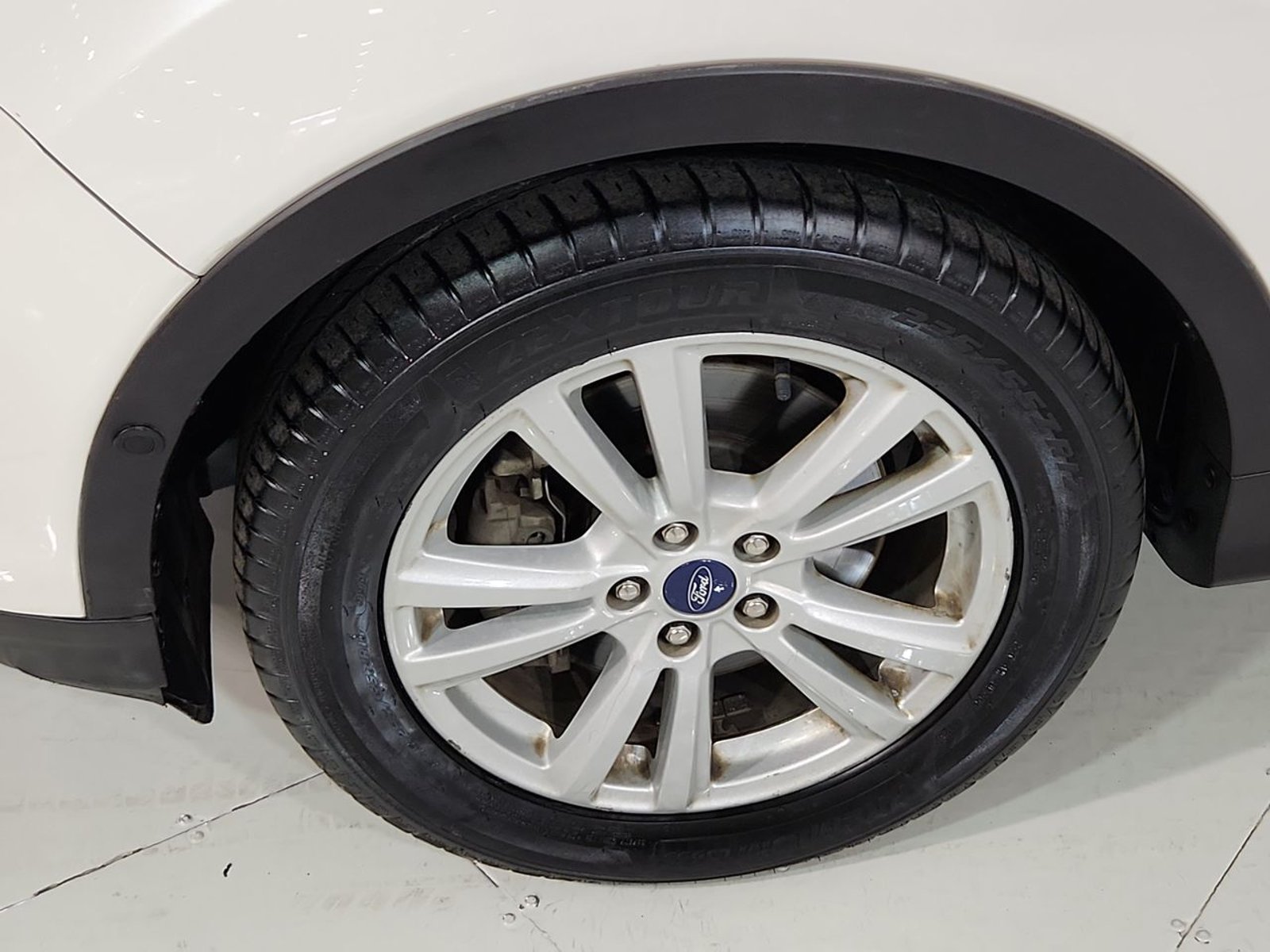 Ford ESCAPE 4X4 2.0 AUT 2018 - Imagen 18 de 20