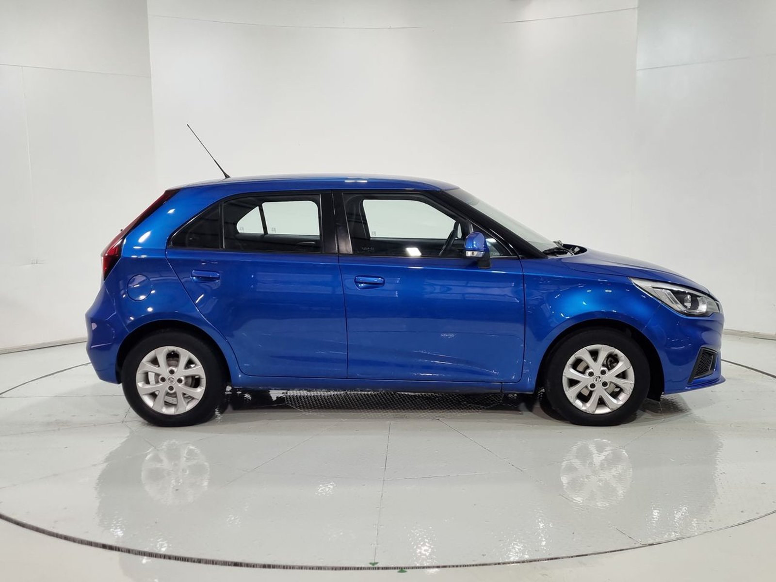 Mg 3 HATCH BACK 1.5 2020 - Imagen 13 de 20