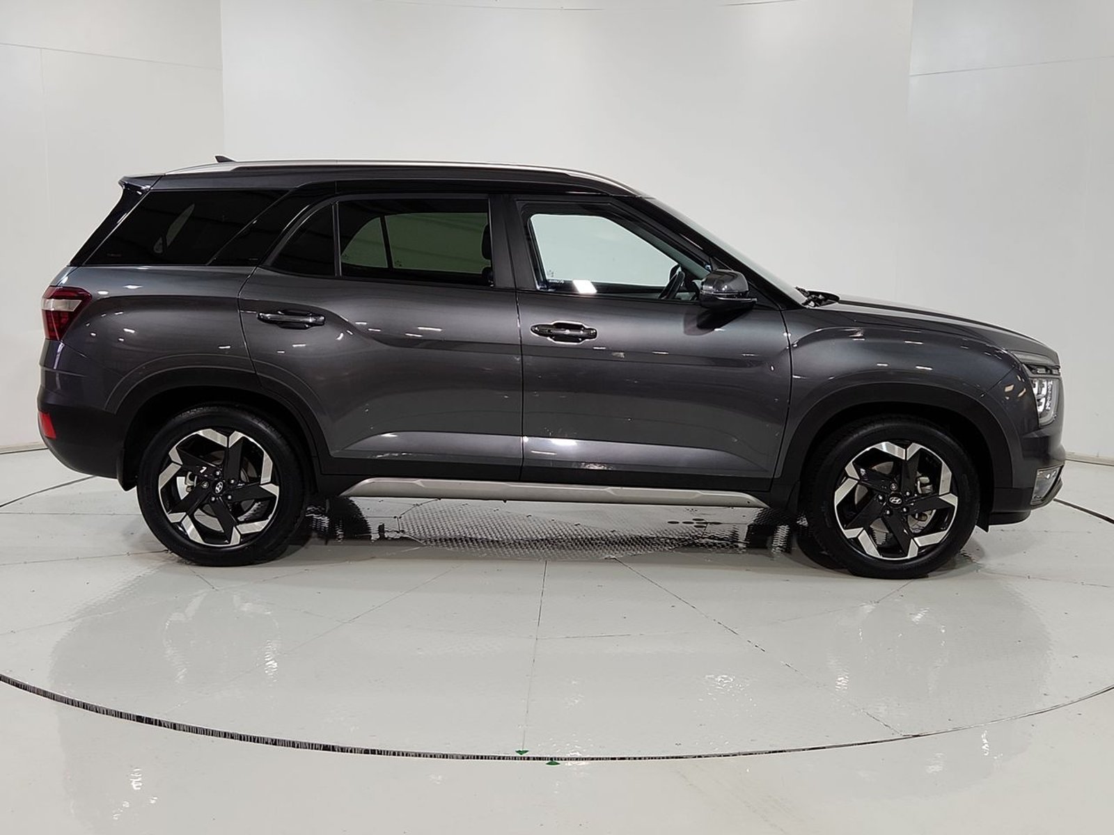 Hyundai CRETA GRAND MPI 2.0 AUT 2022 - Imagen 13 de 20