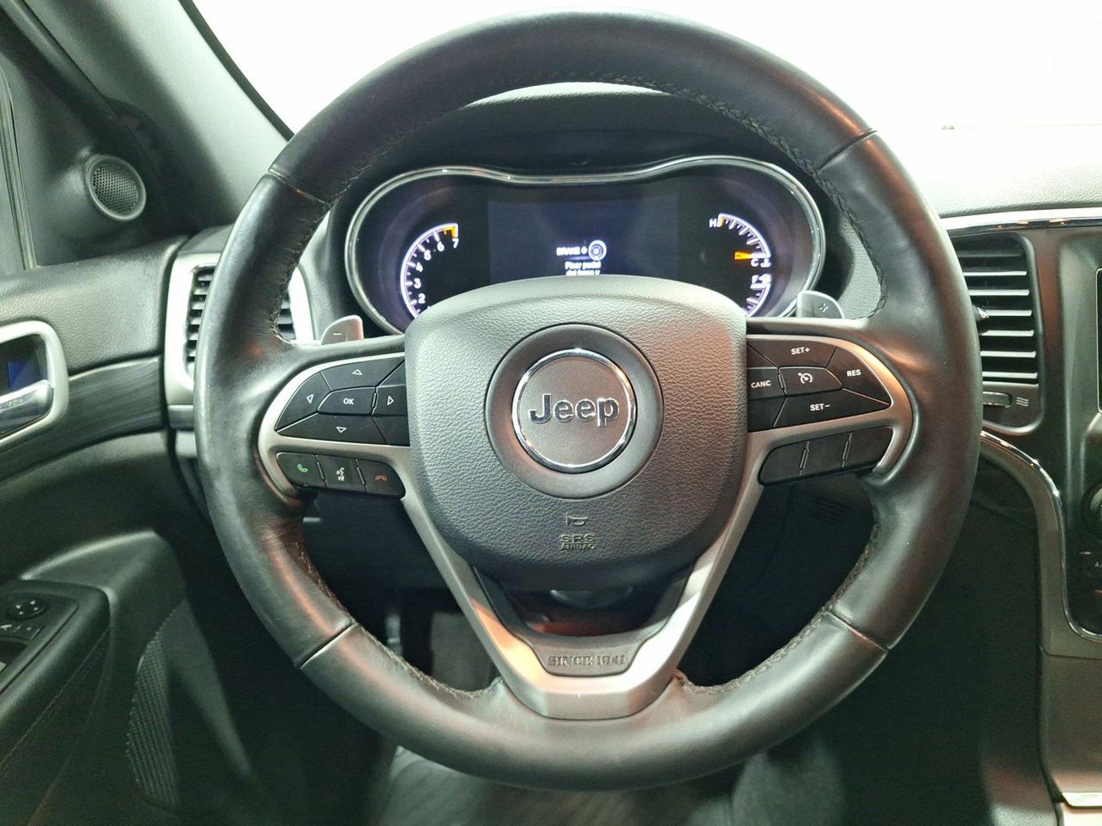 Jeep GRAND CHEROKEE LAREDO 4X4 3.6 AUT 2019 - Imagen 19 de 20