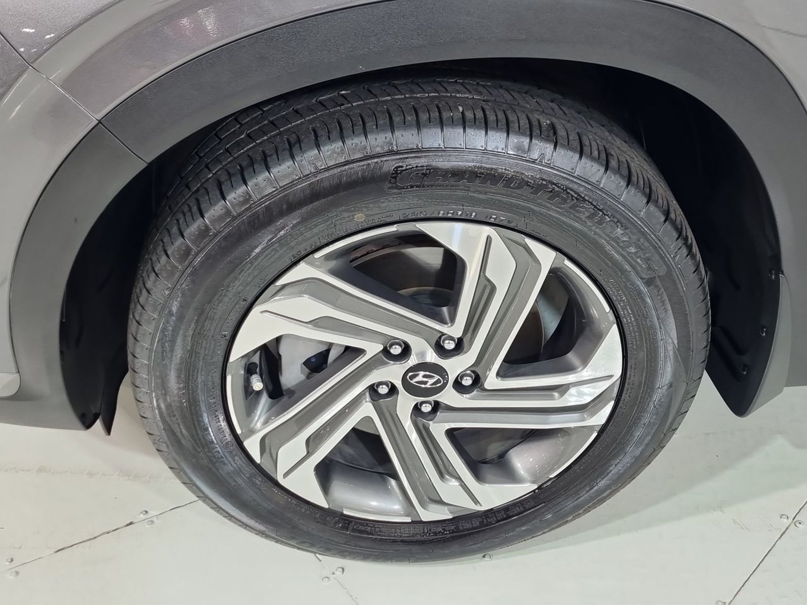Hyundai SANTA FE CRDI 8DCT 4X4 2.2 AUT 2023 - Imagen 18 de 20