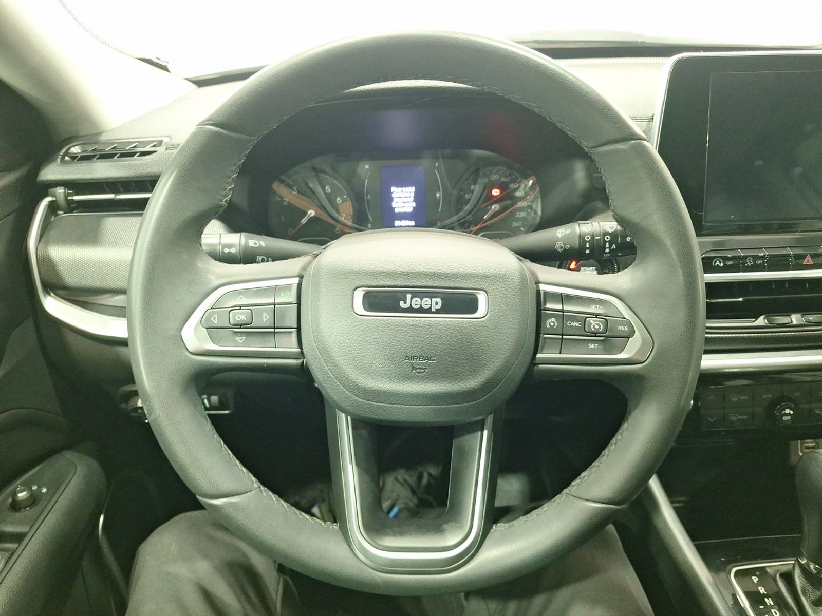 Jeep COMPASS SPORT 1.3 AUT 2023 - Imagen 19 de 20