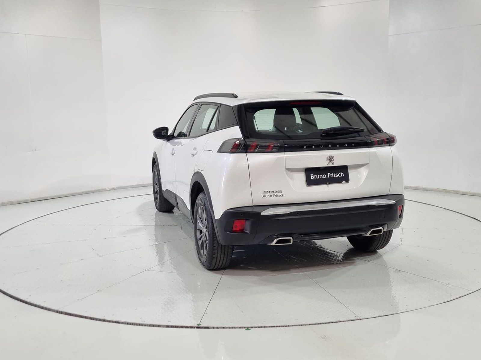 Peugeot 2008 PURETECH 130 1.2 2022 - Imagen 8 de 20